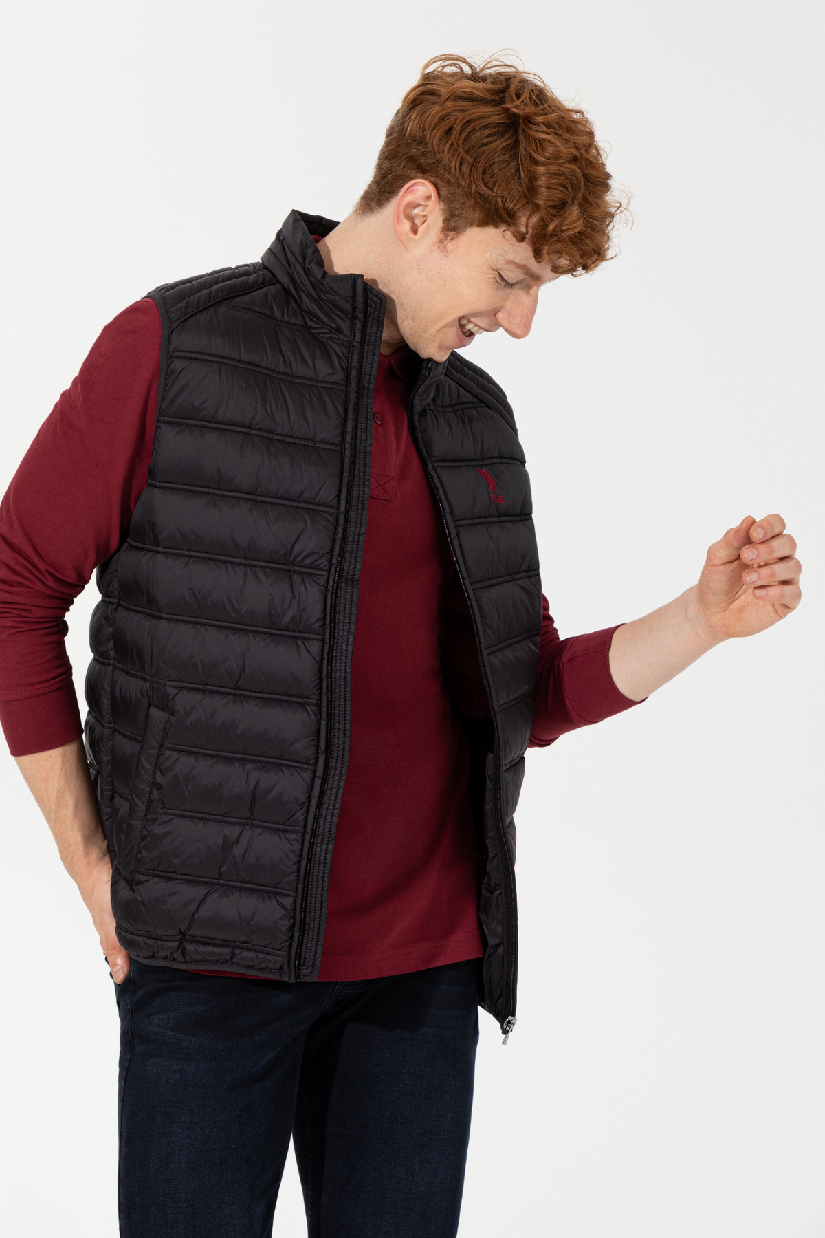 جلیقه مردانه یقه ایستاده | یو اس پولو U.S. Polo Assn. 50255739 CN - تصویر 3