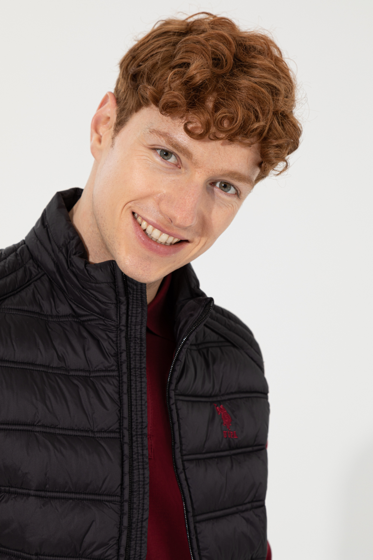 جلیقه مردانه یقه ایستاده | یو اس پولو U.S. Polo Assn. 50255739 CN - تصویر 2