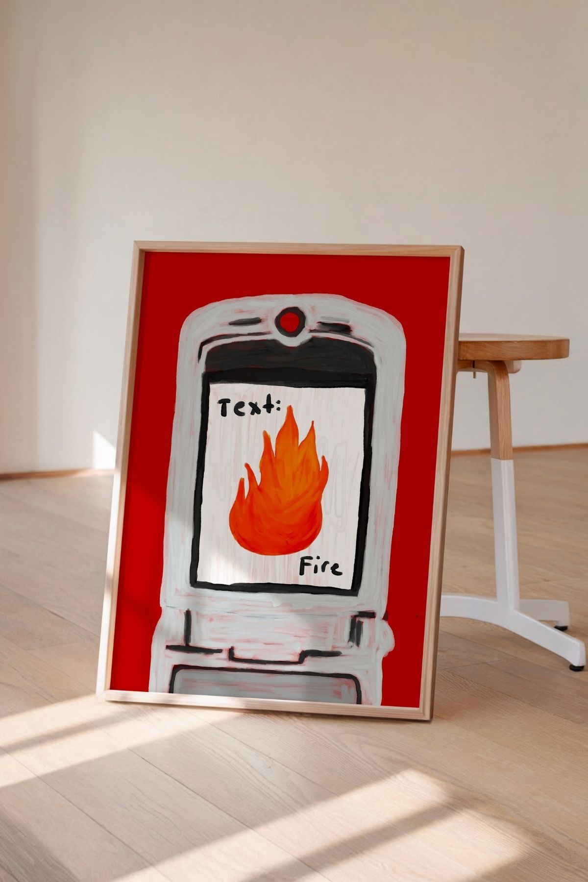 Modern Tablo Poster Kırmızı Zeminli Alevli Telefon Duvar Dekoru Genç Odası Tablosu Çerçevesiz
