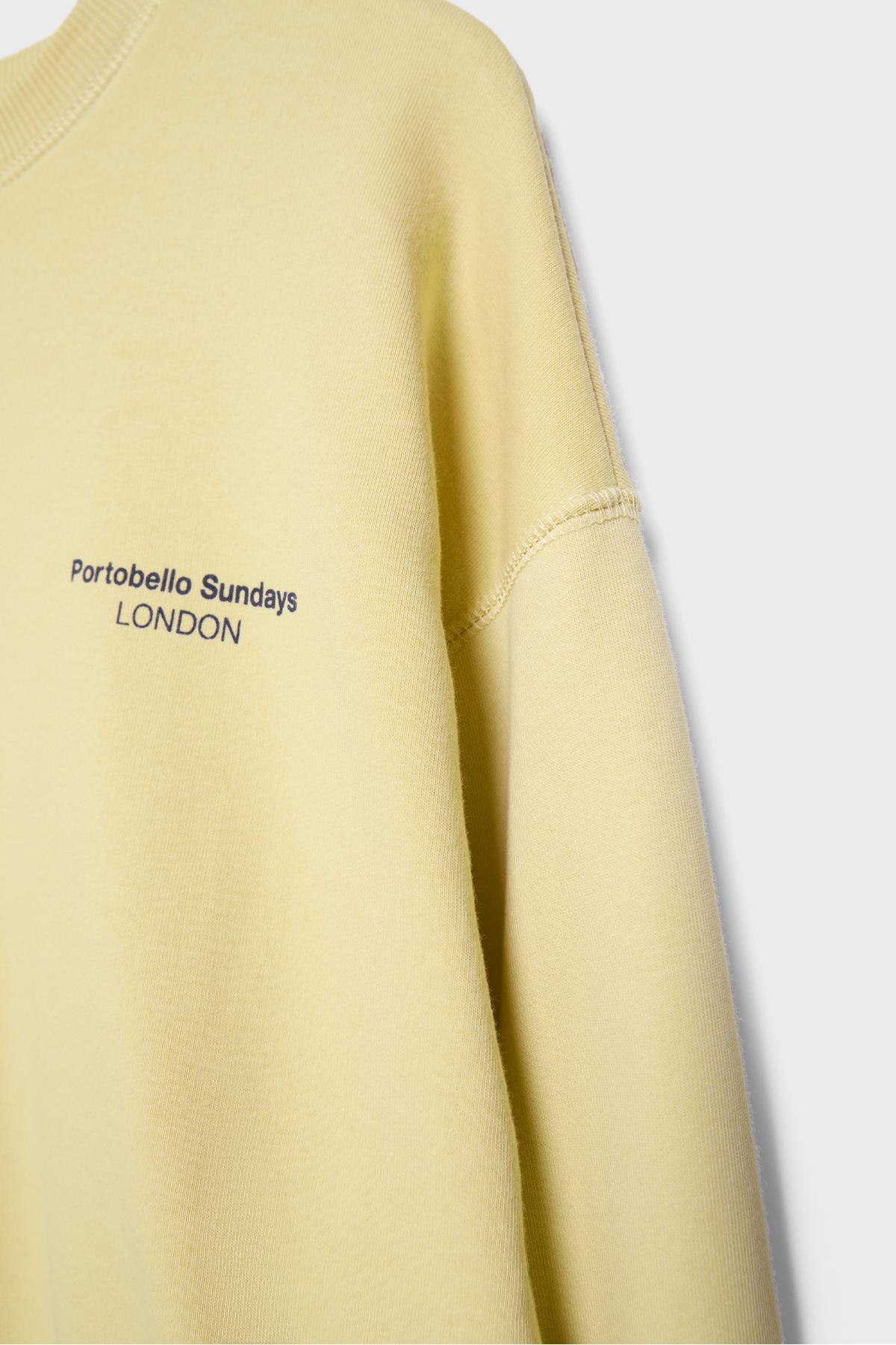 Stradivarius  Uzun kollu bisiklet yaka metin sweatshirt - Görsel 8