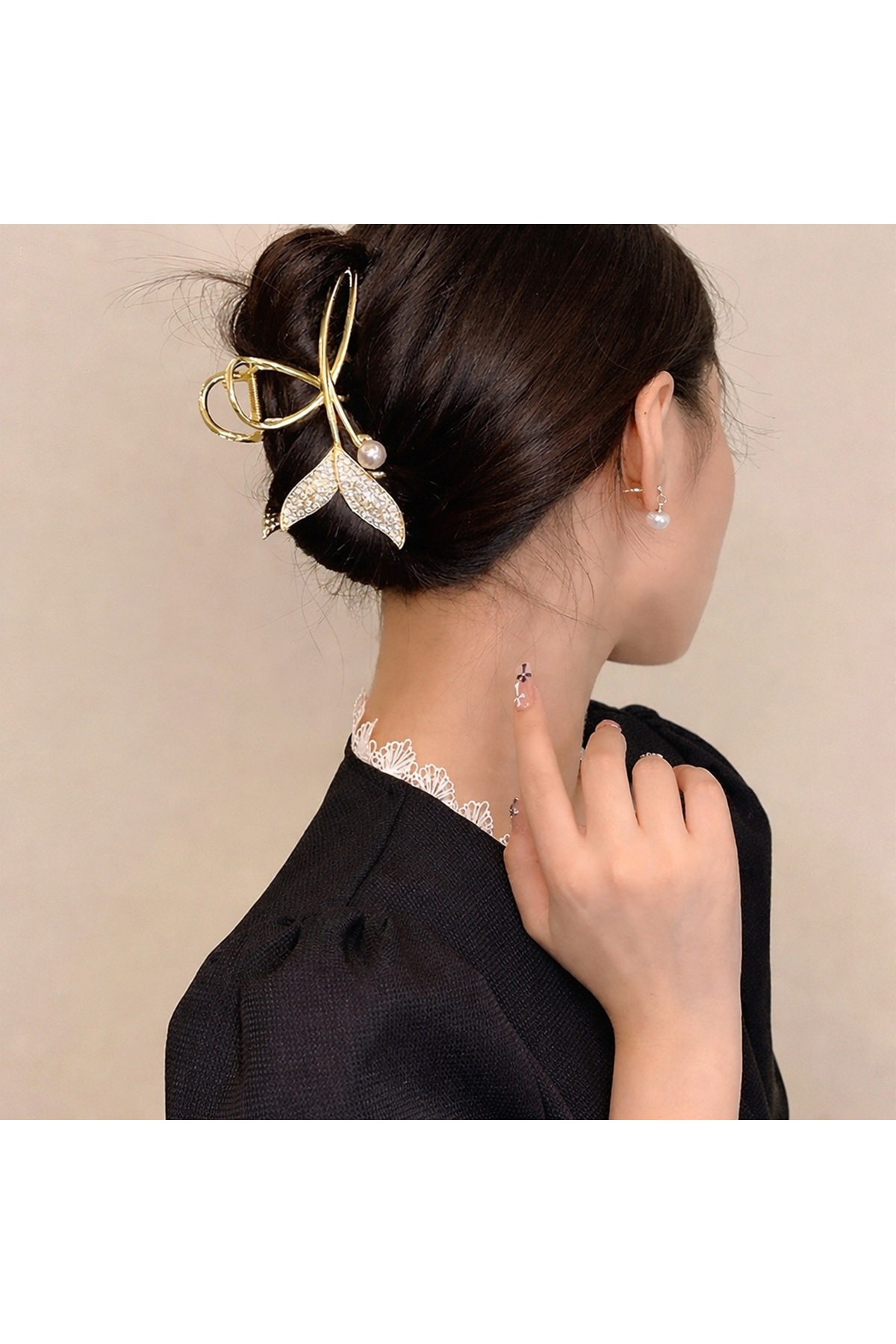 Rose Gold Rhinestone Metal Ratchet Buckle with Fishtail Figure - Stylish Hair Accessory