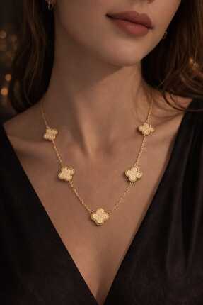 Banum Luxury Şık Ve Moda Olan Yonca Altin Renklı Zarif Kolye