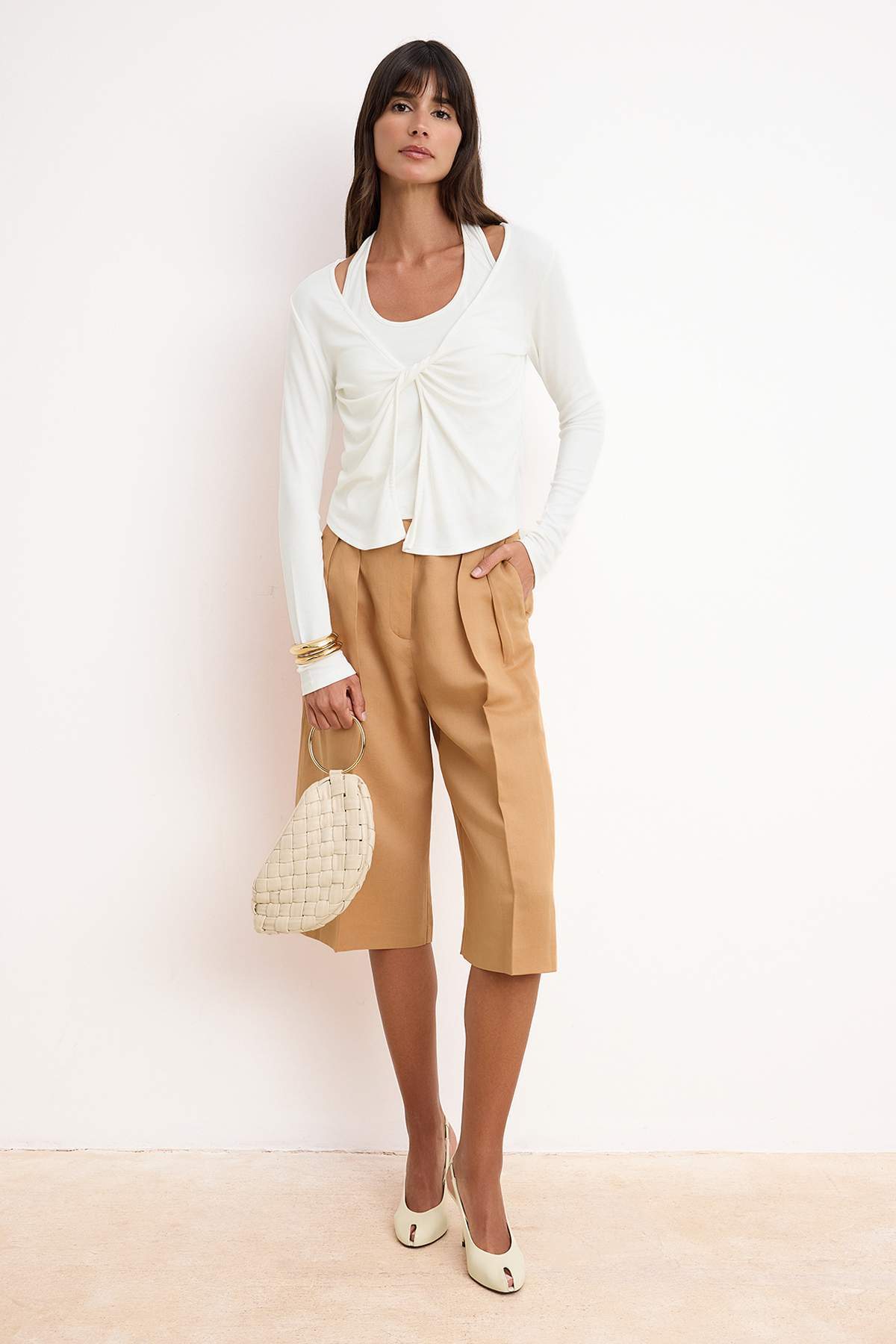 Trendyolmilla  Ekru Fitted/Vücuda Oturan V Yaka Uzun Kollu Yumuşak Örme Bluz TWOSS26BZ00269 - Görsel 2