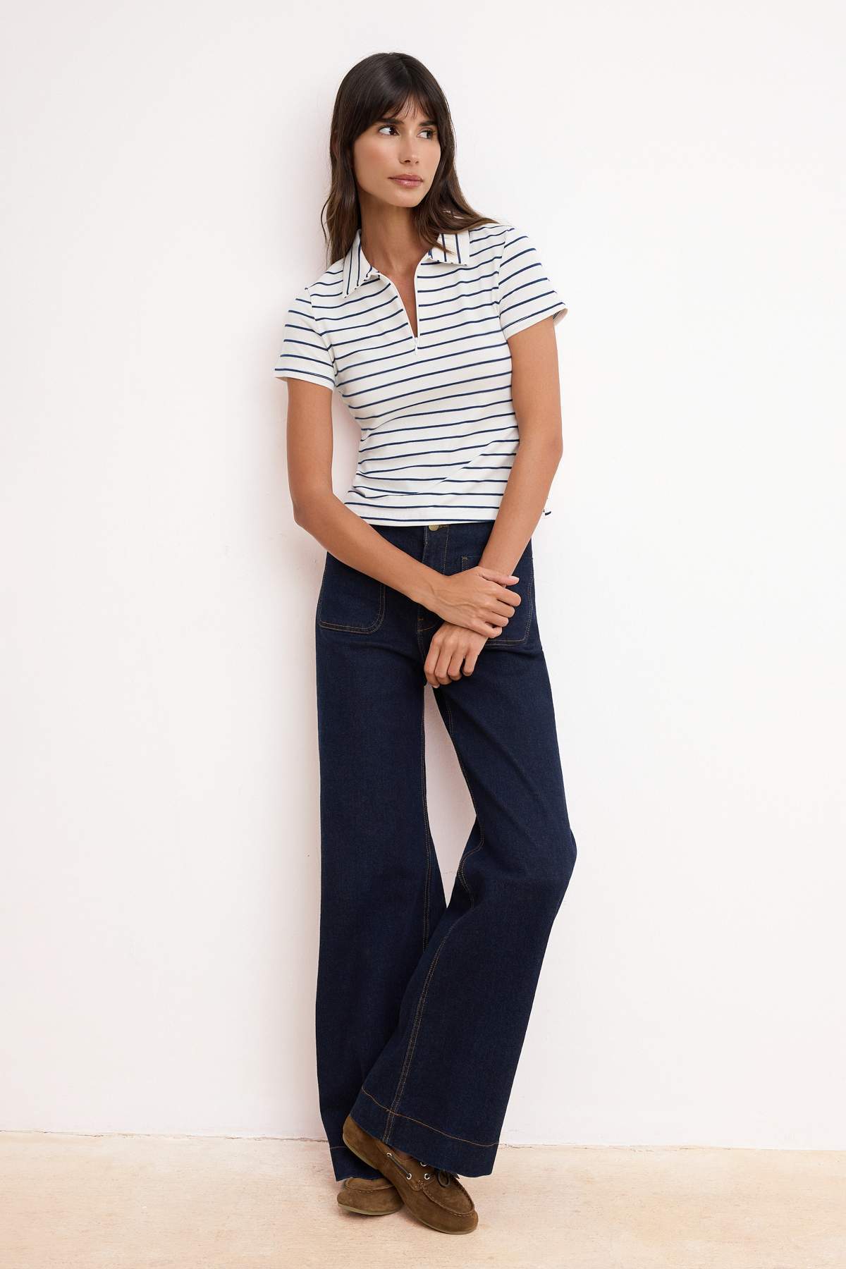 Trendyolmilla  Lacivert Çizgili Normal Kalıp Polo Yaka Fermuarlı Crop Yumuşak Örme Bluz TWOSS26TS00025 - Görsel 2