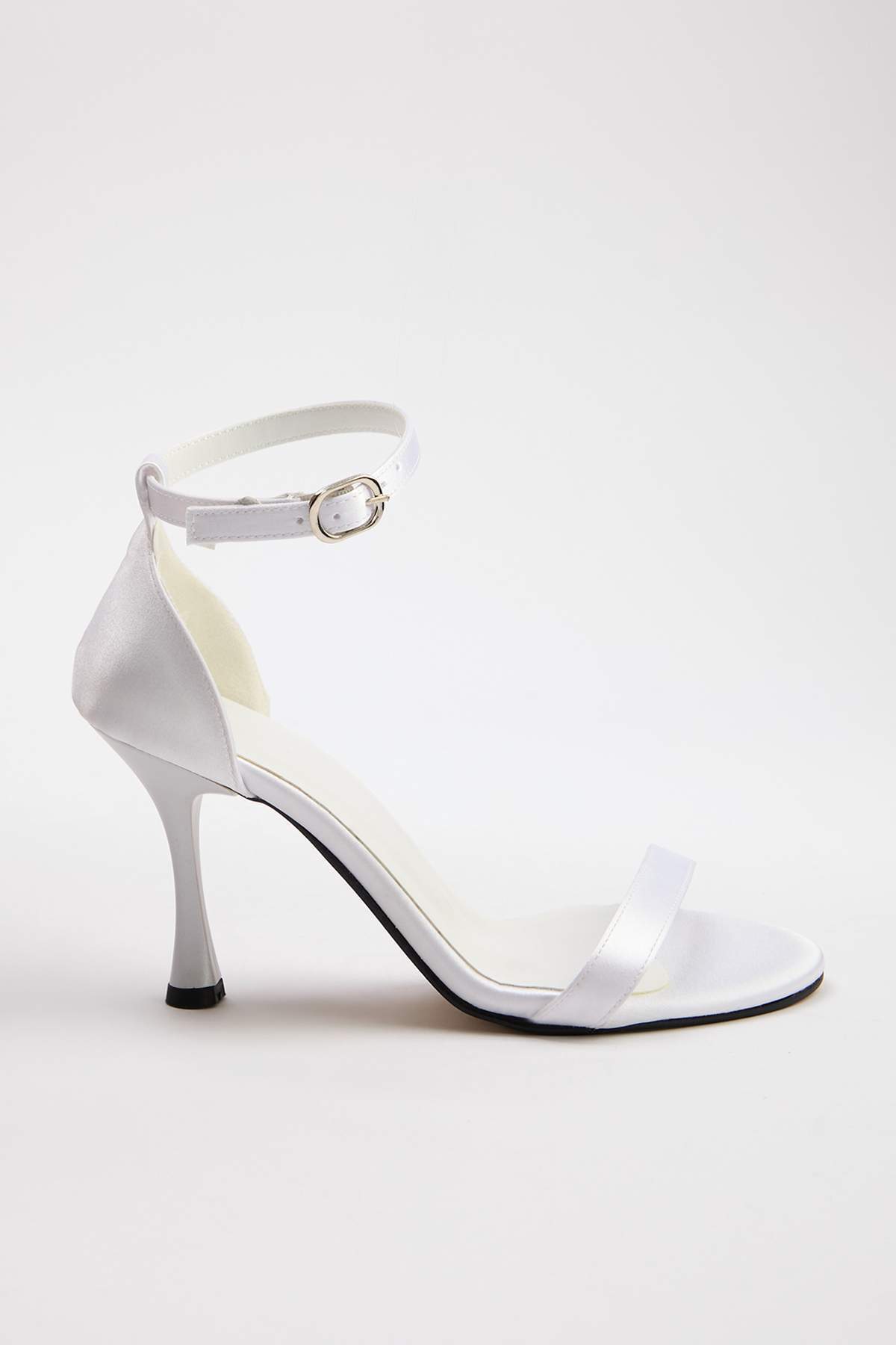 trendyol-shoes-womens-high-heels