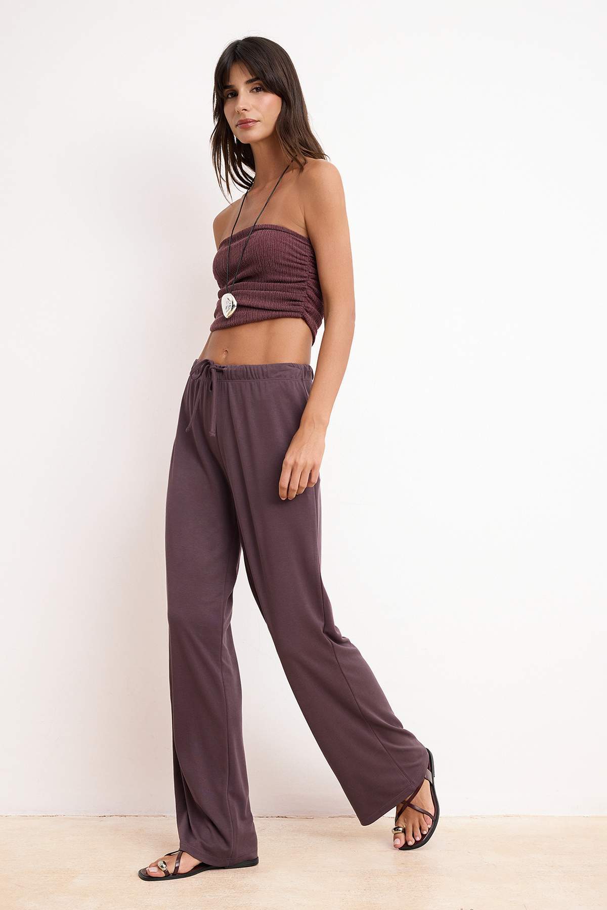 Trendyolmilla  More Sustaniable Mürdüm Yüksek Bel Geniş Paça Modal Esnek Örme Pantolon TWOSS26PL00067 - Görsel 2