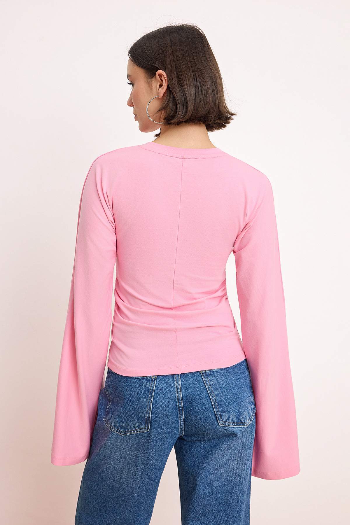 Trendyolmilla  Pembe İspanyol Kol Büzgü Detaylı Regular/Normal Kalıp Örme Bluz TWOAW26BZ00293 - Görsel 4