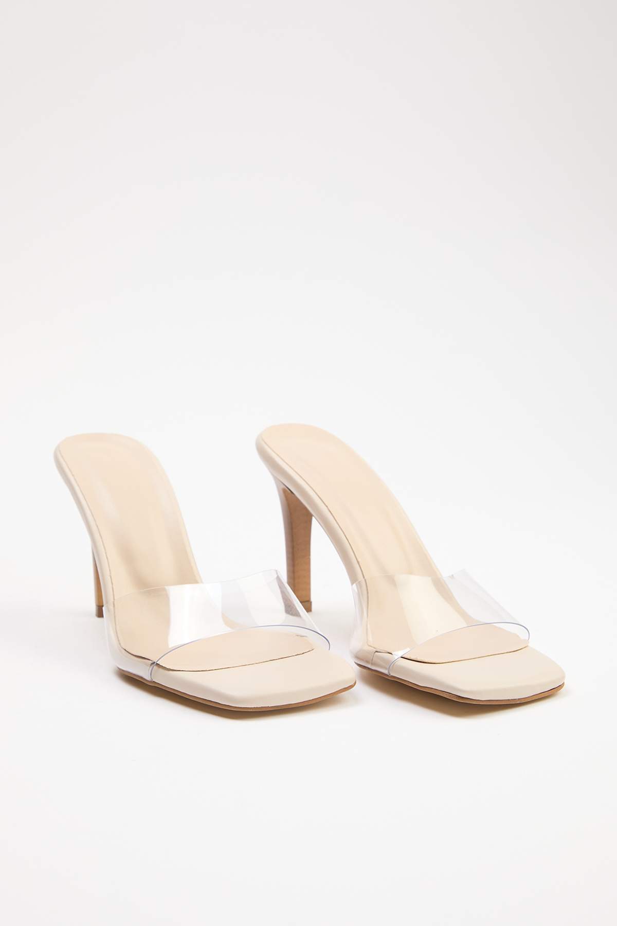 trendyol-shoes-womens-classic-high-heeled-sho