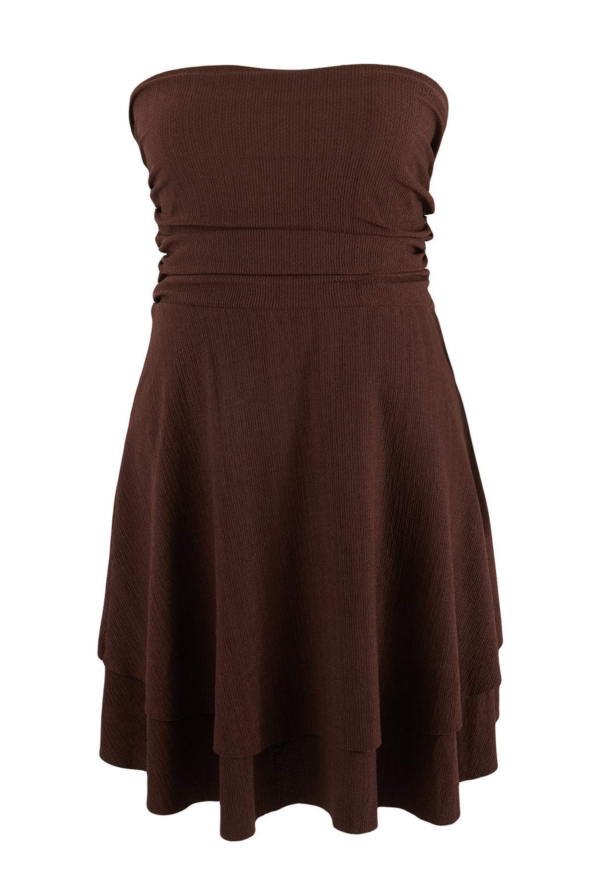 Trendyolmilla Curve Kahverengi Straplez Skater/Belden Açılan Fitilli Esnek Mini Örme Elbise TBBSS25AH00244