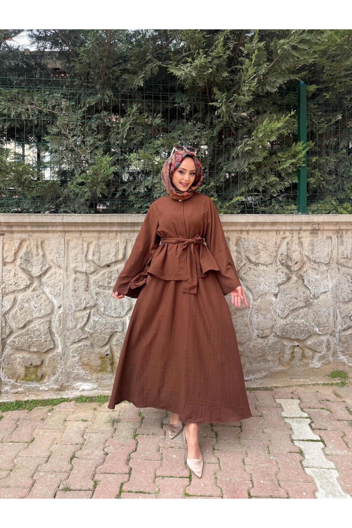 TEK DÜĞMELİ ETEKLİ TAKIM