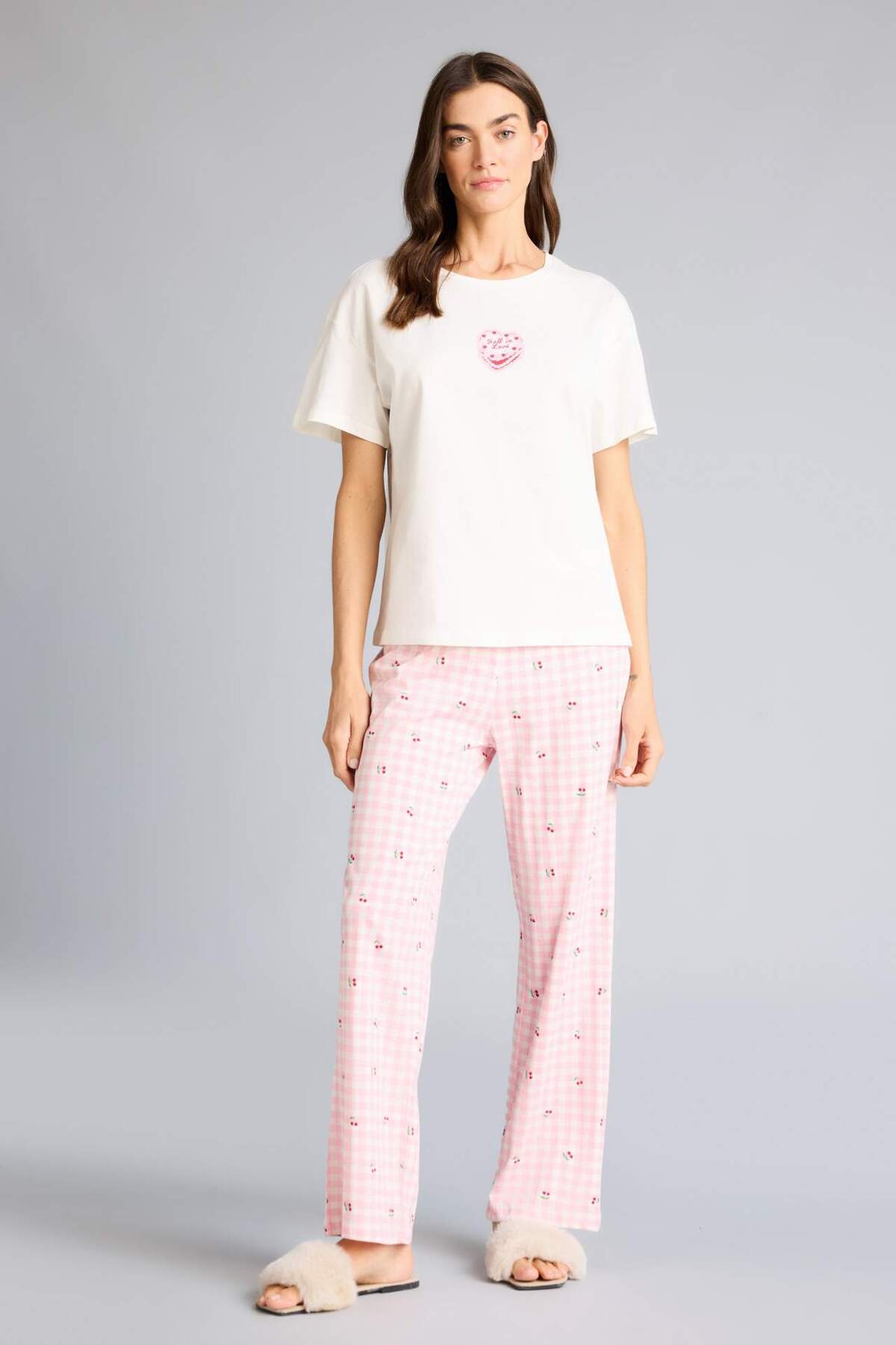 Defacto Pajama Set Regular Fit Printed Short Sleeve Top Patterned Long Bottom G1674AX26SP