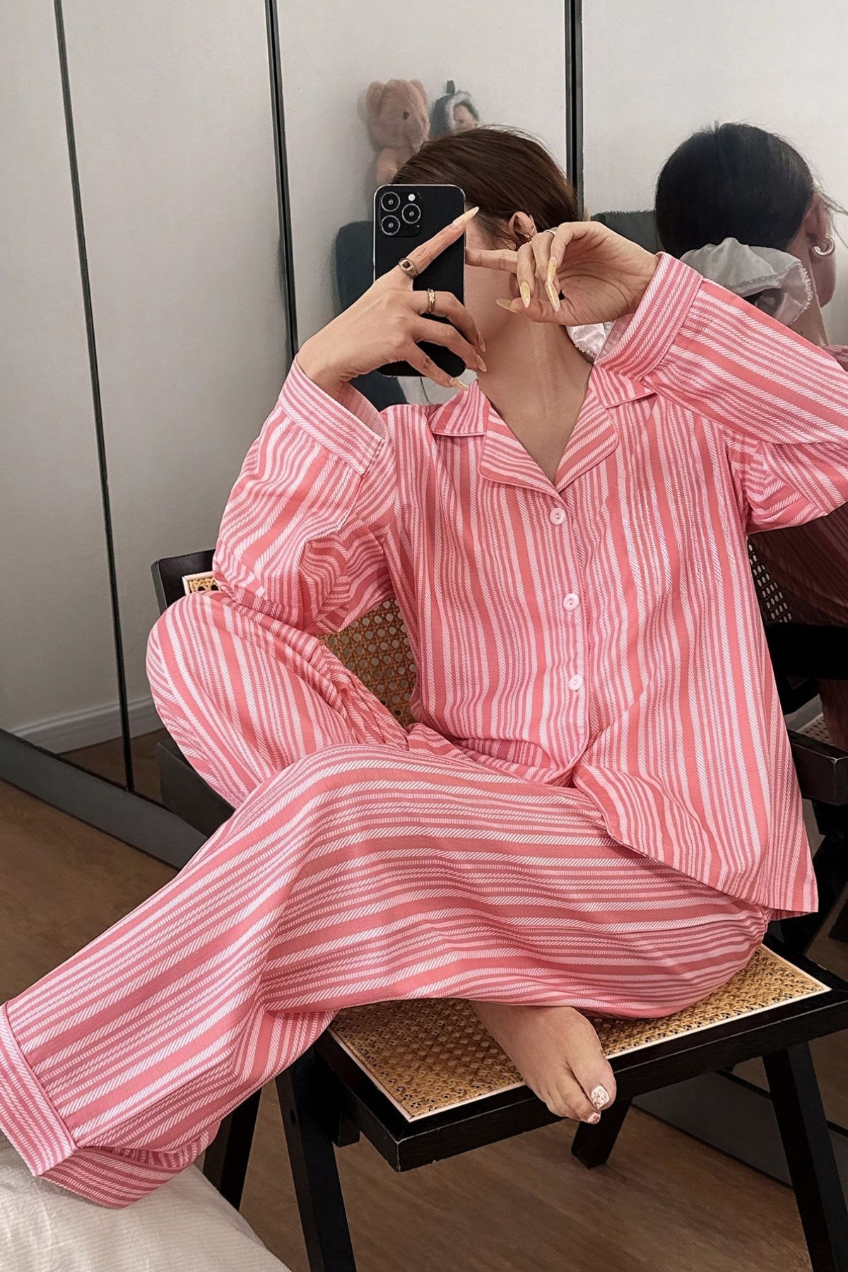 BELLA NOTTE Pembe Düğmeli Dikey Baskılı Uzun Kollu Pijama Takımı görsel 4