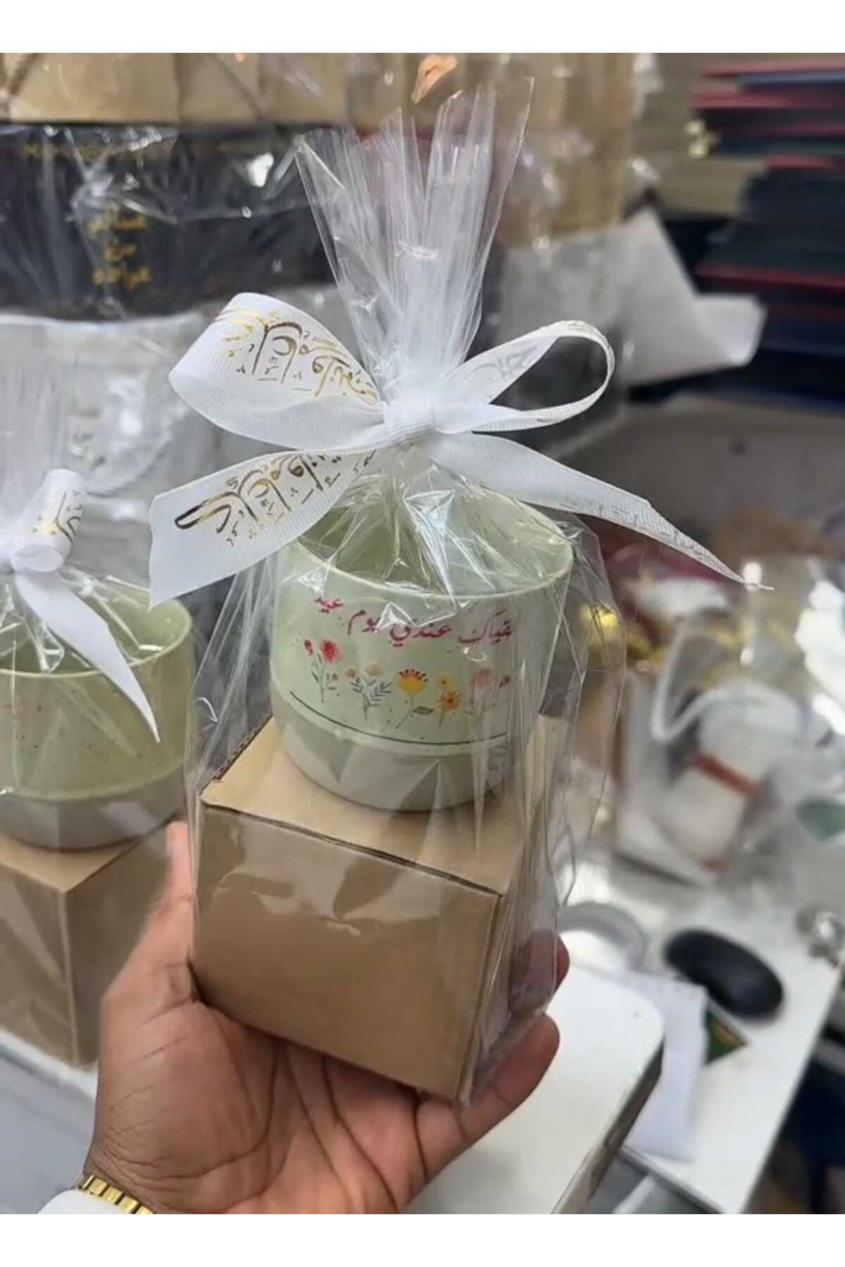 أكواب توزيعات