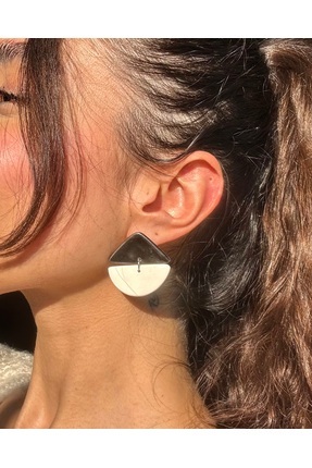 Rapoolin accessories El yapımı Seramik siyah beyaz el çizimi iki parça