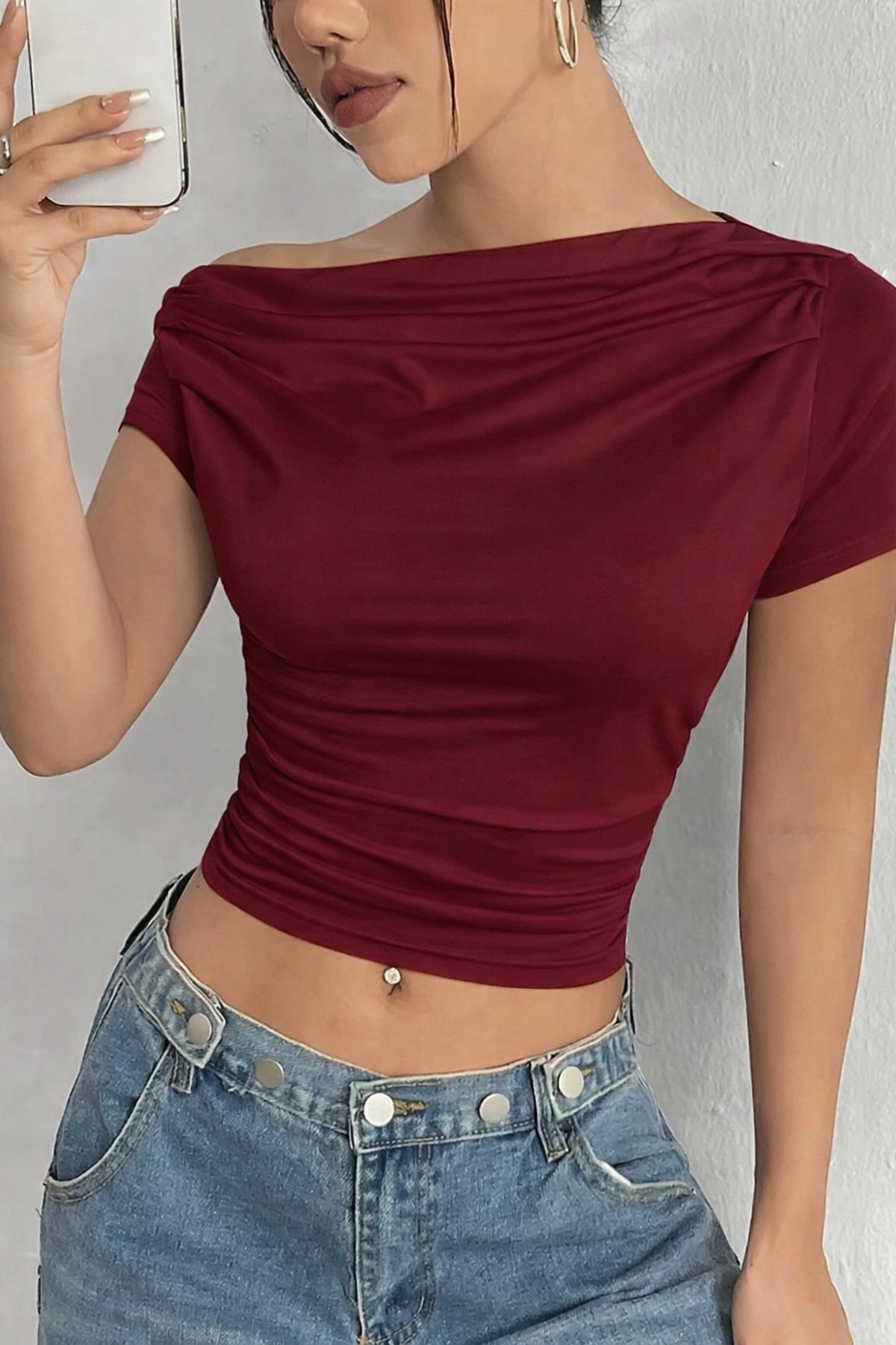 peri tower  Yeni Ürün Kadın Omzu Düşük Pile Detaylı Viskon Bluz (crop değildir) 0029