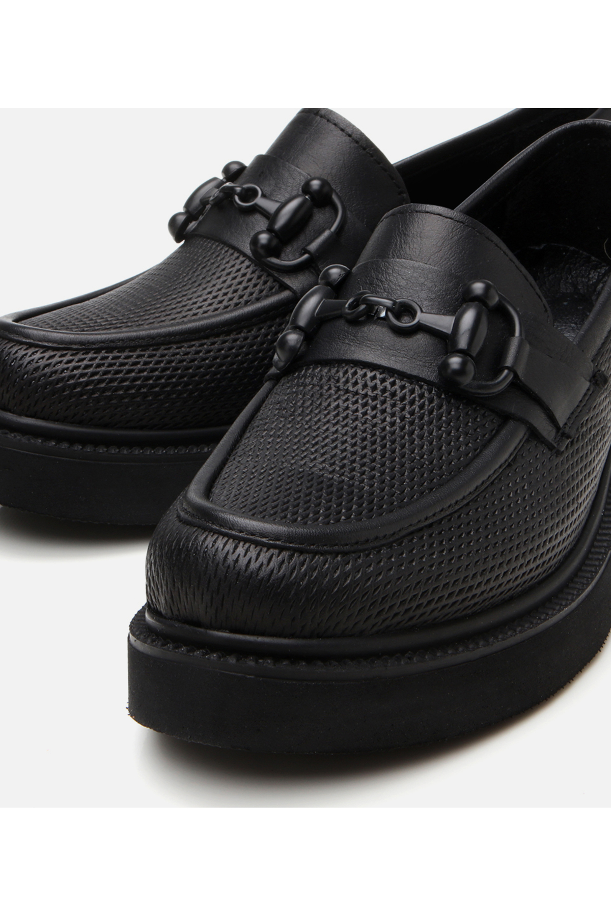 Hotiç Kadın Deri Siyah Tokalı Klasik Loafer görsel 3