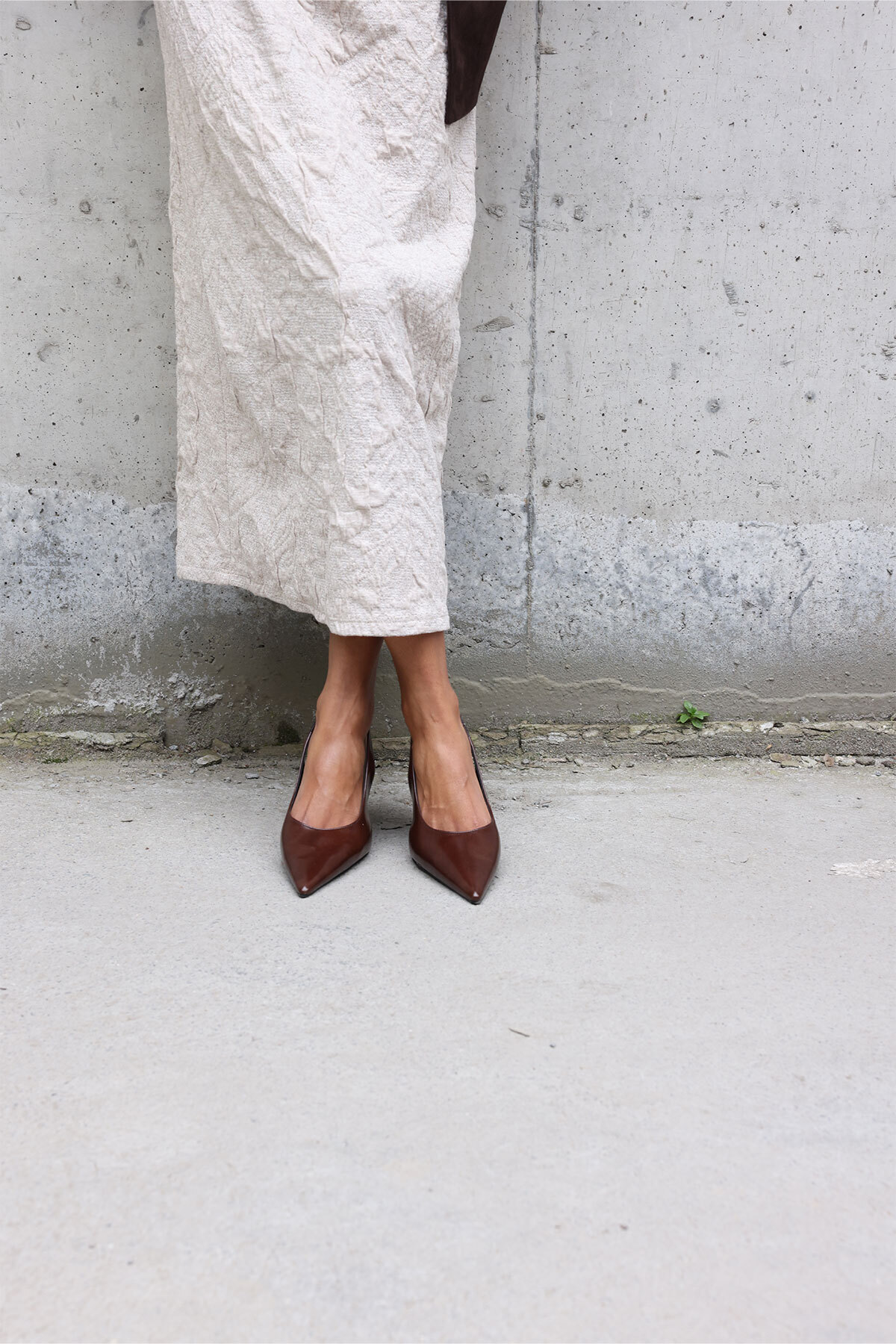 LUTVELIZADE  Topuklu 2614 - Deri Görünümlü Sivri Burun Dolgu Topuk Acı Kahve Kadın Topuklu