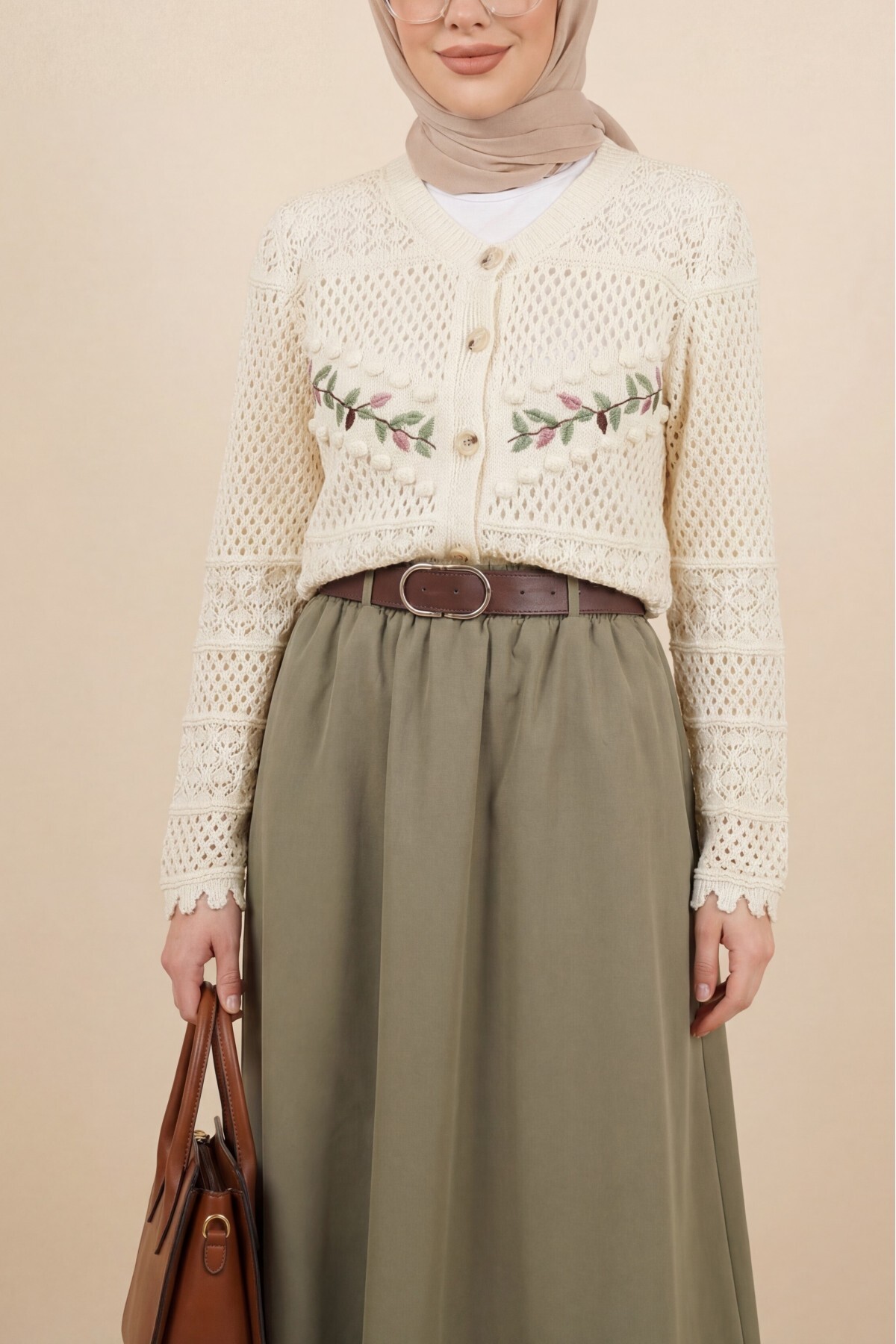 HİJABAYA  Düğmeli önü Nakışlı Ajurlu Triko Hırka - Görsel 2