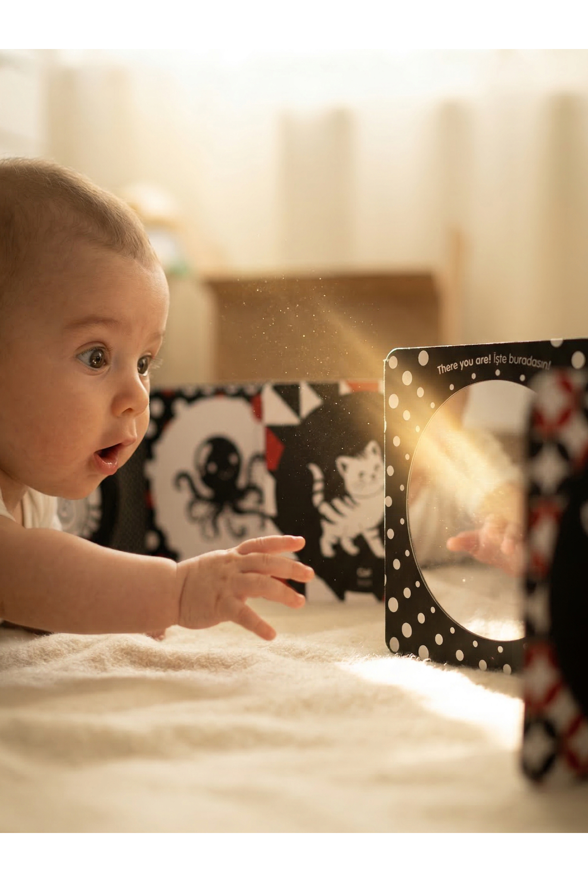 TOTS & FOLKS Tummy Time Bebek Aynası Ve Katlanabilir Kitap | Tummy Time Aynalı Kitap fotoğrafı 3 (önizleme)