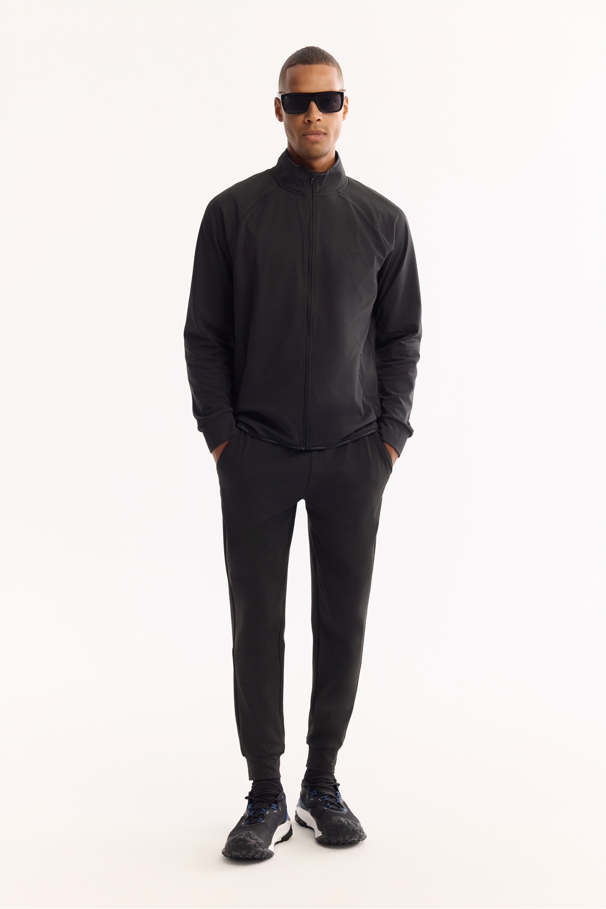 Avva  Erkek Siyah Dik Yaka Fermuarlı Göğüs Enjeksiyon Baskılı İnterlok Teknik Kumaş Hırka A52Y1203 - Görsel 7