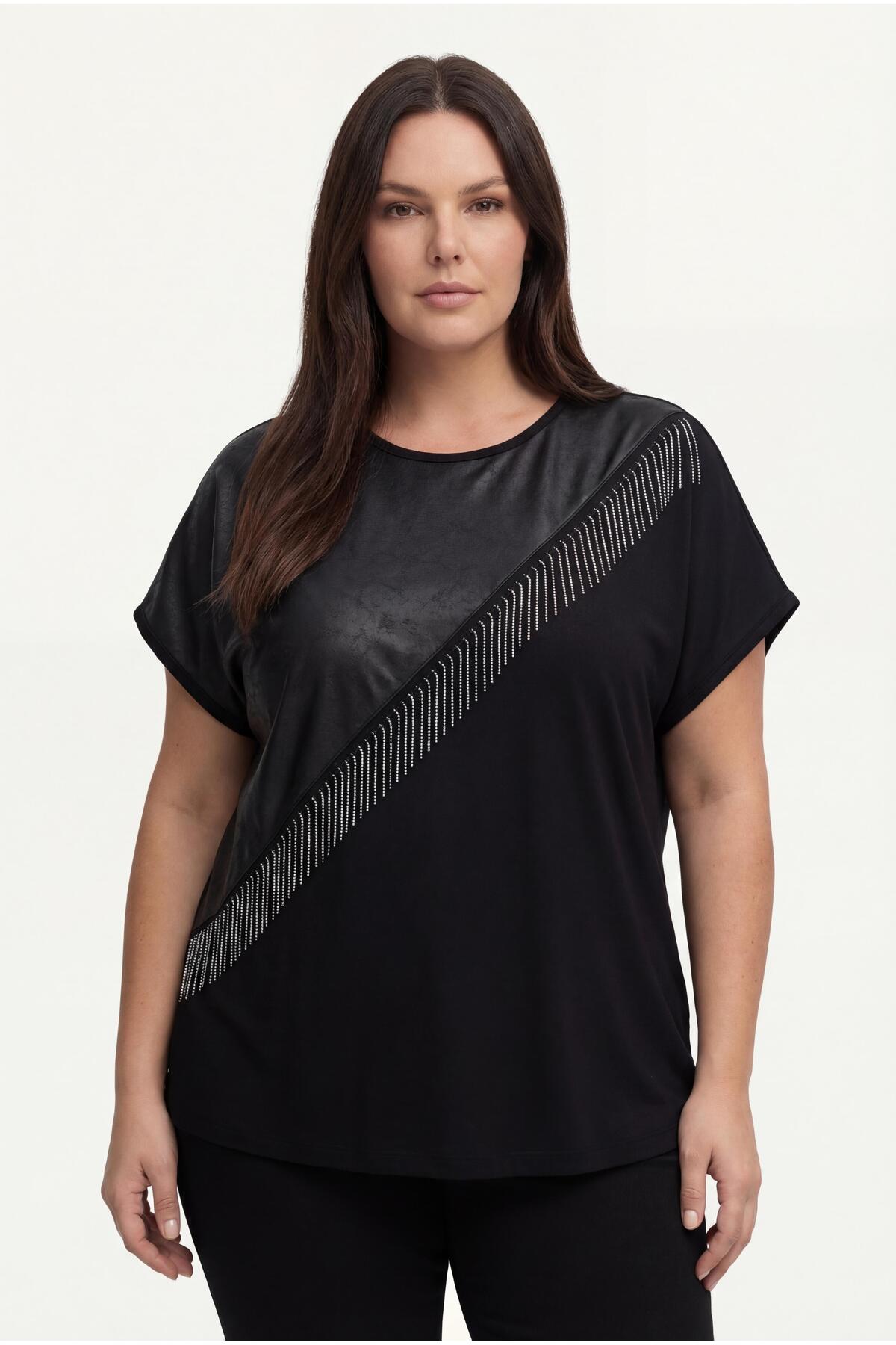 Ebsumu  Kadın Büyük Beden Deri Görünüm Ve Püskül Detay Siyah Bluz