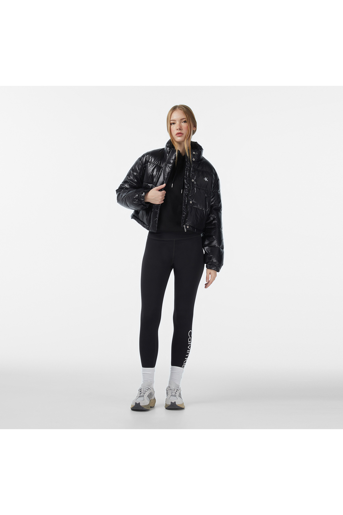 Calvin Klein Shine Crop Puffer Kadın Siyah Mont görsel 3