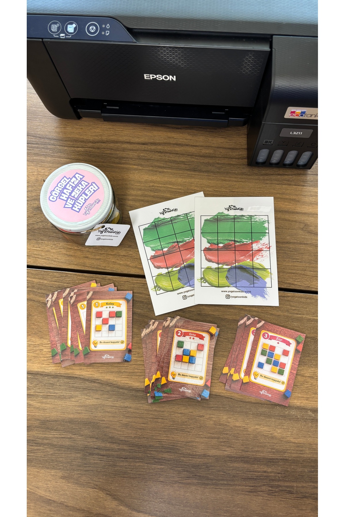 Yogatoon Kids World Çocuklar İçin Görsel Hafıza ve Zeka Küpleri Kavanozu – Ahşap Renkli Küplerle Dikkat ve Mantık Oyunu fotoğrafı 3 (önizleme)