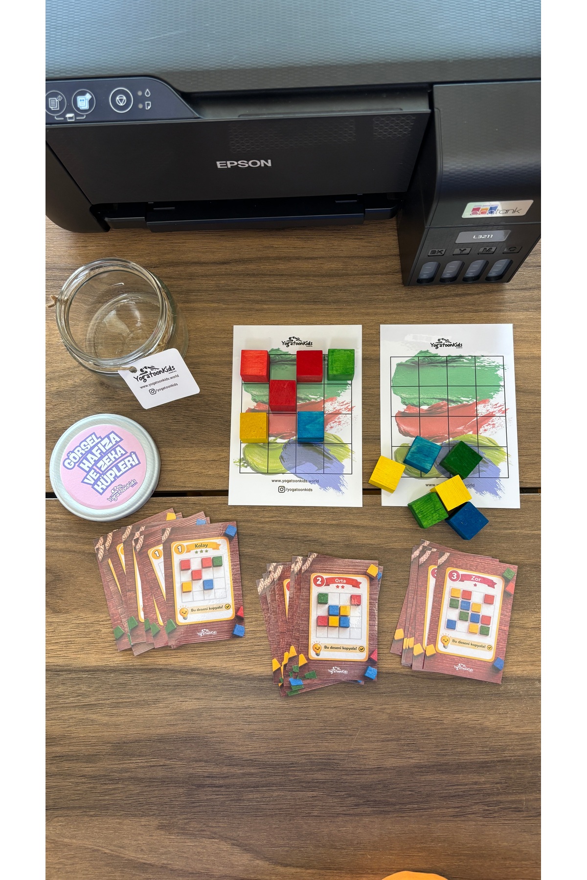 Yogatoon Kids World Çocuklar İçin Görsel Hafıza ve Zeka Küpleri Kavanozu – Ahşap Renkli Küplerle Dikkat ve Mantık Oyunu fotoğrafı 2 (önizleme)