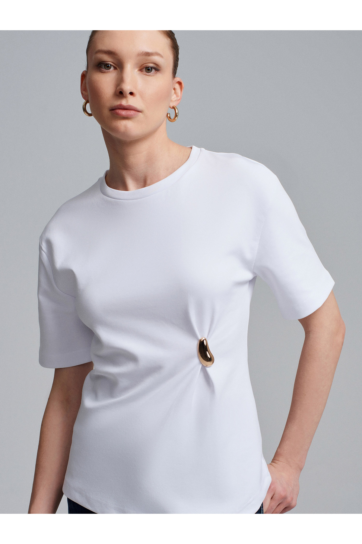 Dilvin  32445 Aksesuar Detaylı Basic T-Shirt-Beyaz - Görsel 3