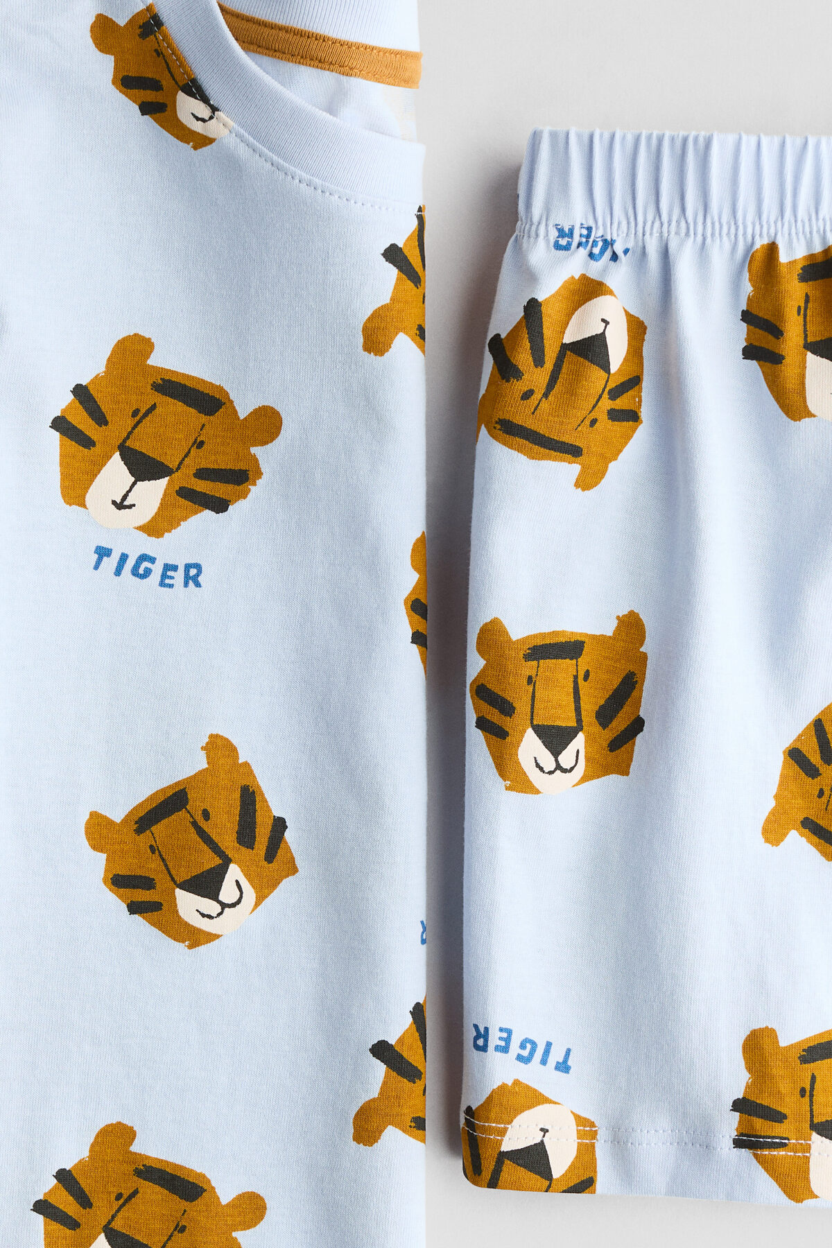 H&M Baskılı Pijama Takımı fotoğrafı 2 (önizleme)