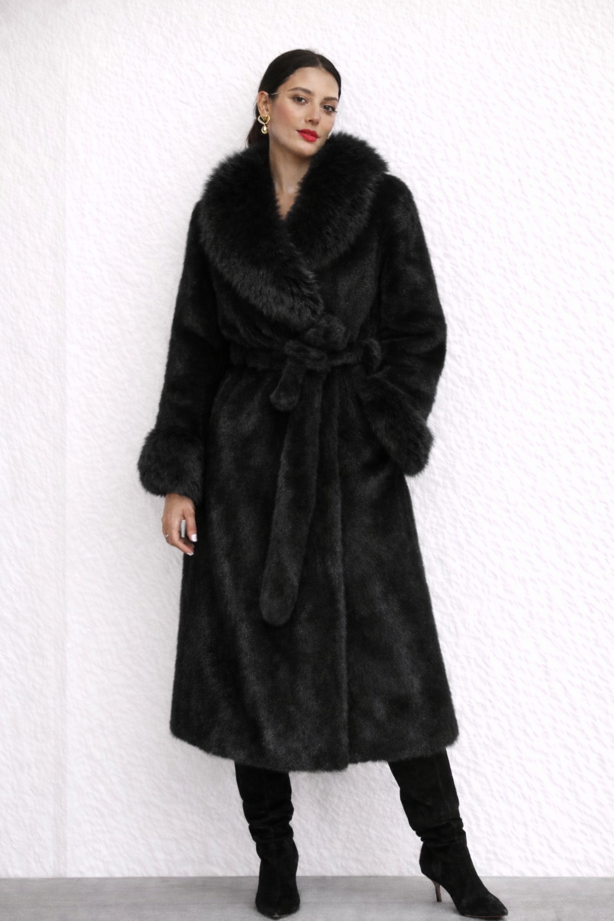FUREVER FASHION  Kadın Siyah şalyaka Vizon Kürk Uzun Kemerli Luxury Kışlık manto