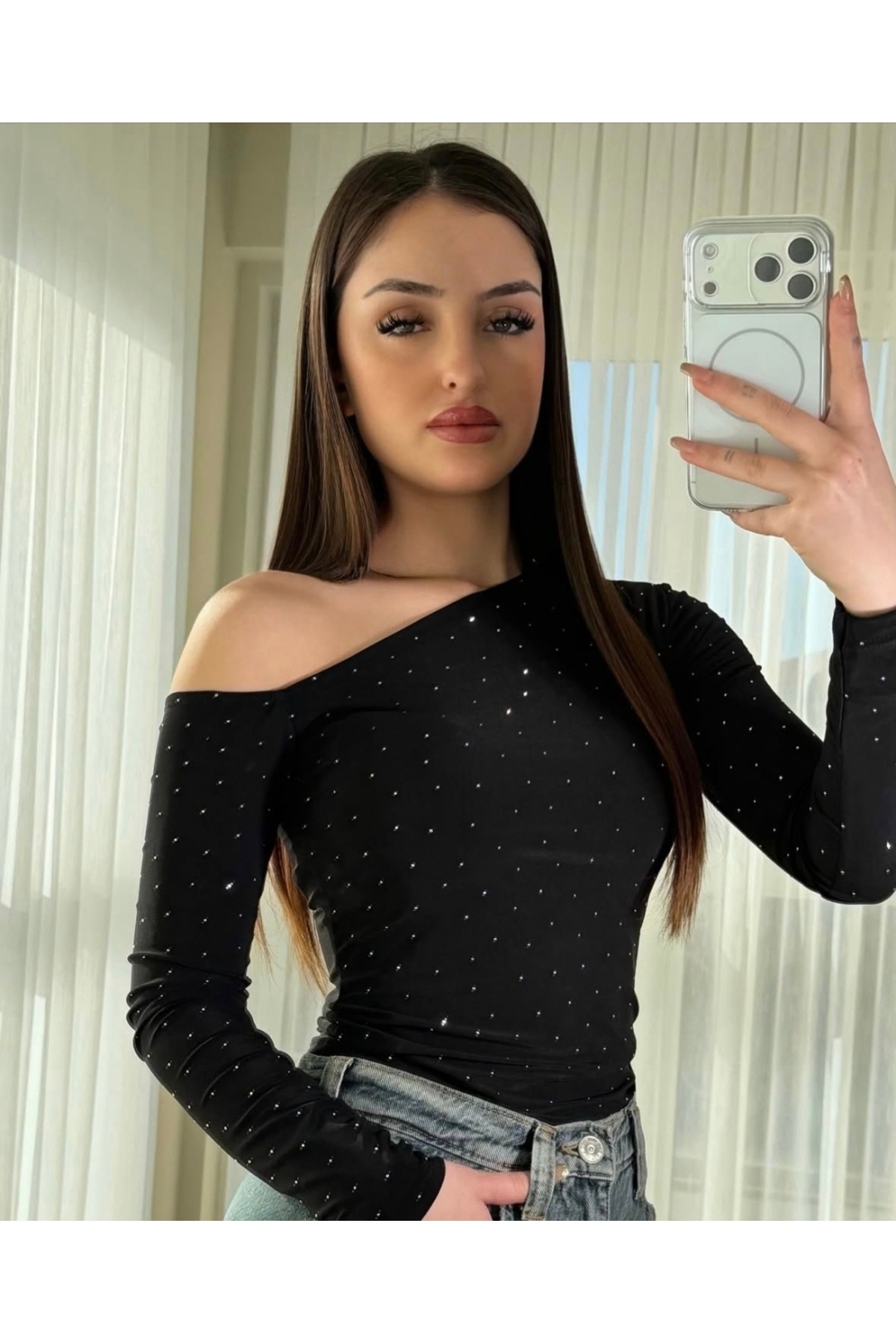 VAN SCHENDEL  Kadın Kayık Yaka Taşlı Uzun Kollu Slim Fit Bluz – Şık Gece & Davet Üst - Görsel 3