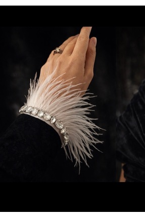 CROCUS DESIGN Kristal taş tasarım beyaz tüylü bileklik manşet