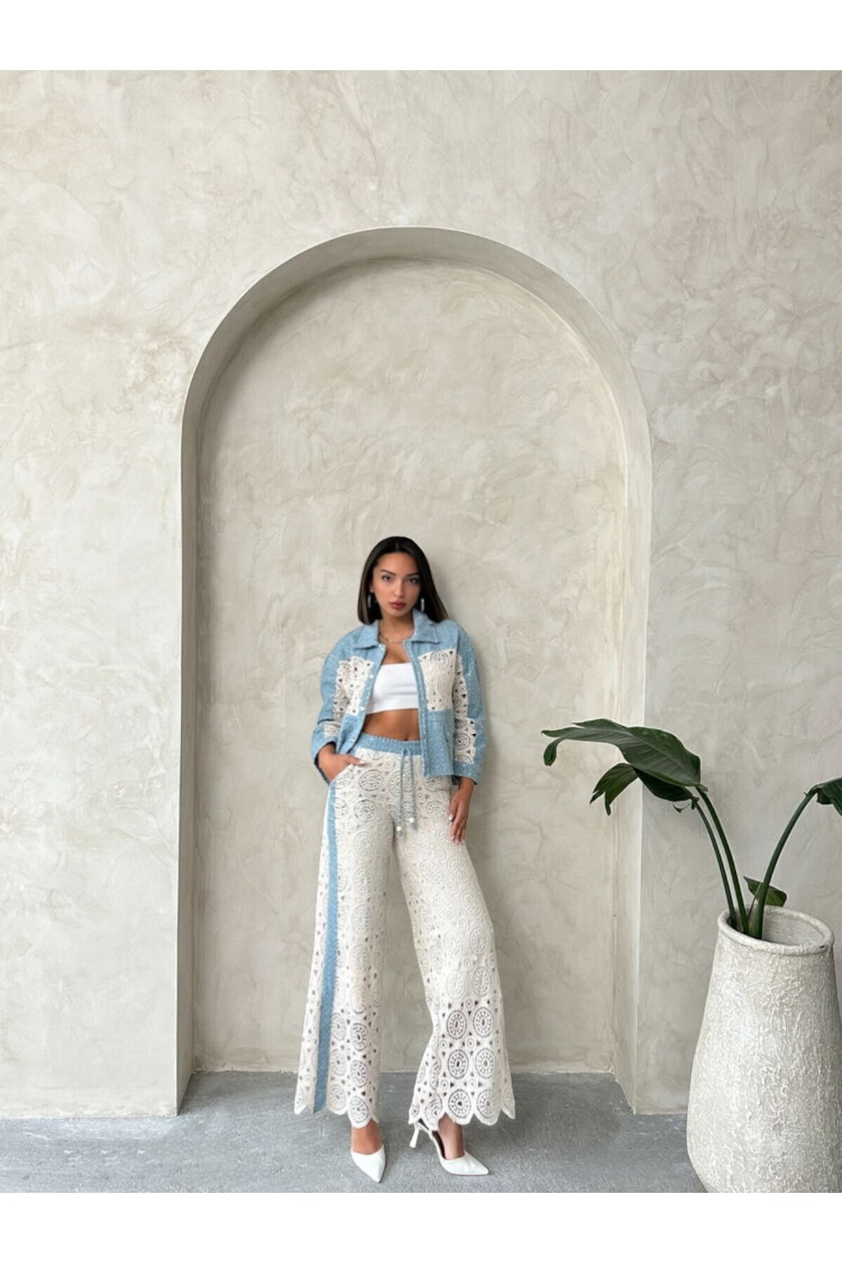 Cistern İstanbul  Kadın Dantel Detaylı Kot Ceket - Görsel 3