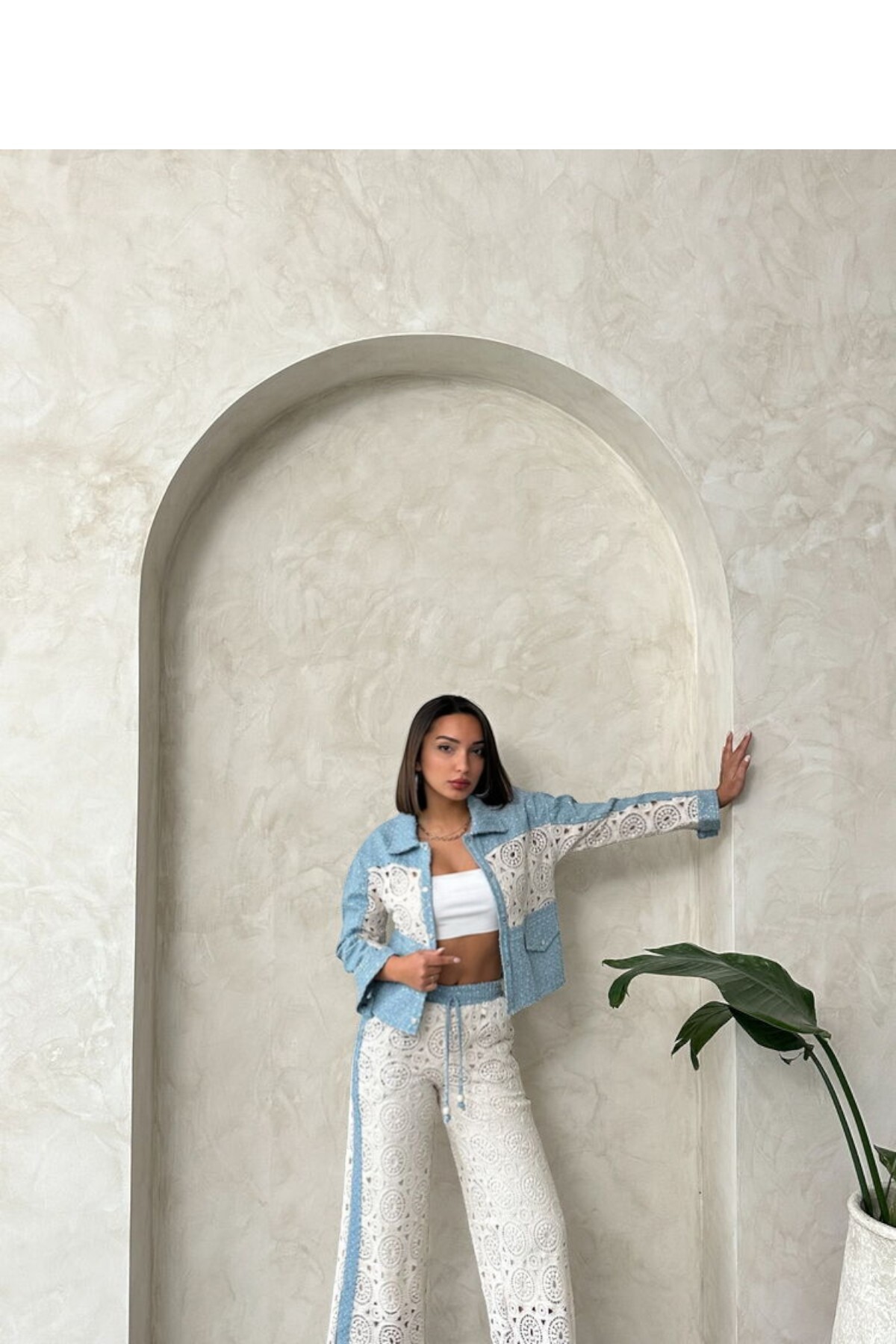 Cistern İstanbul  Kadın Dantel Detaylı Kot Ceket - Görsel 4