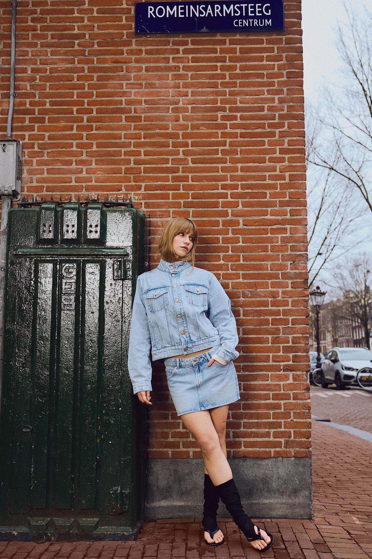 Bershka  Denim ceket - Görsel 5