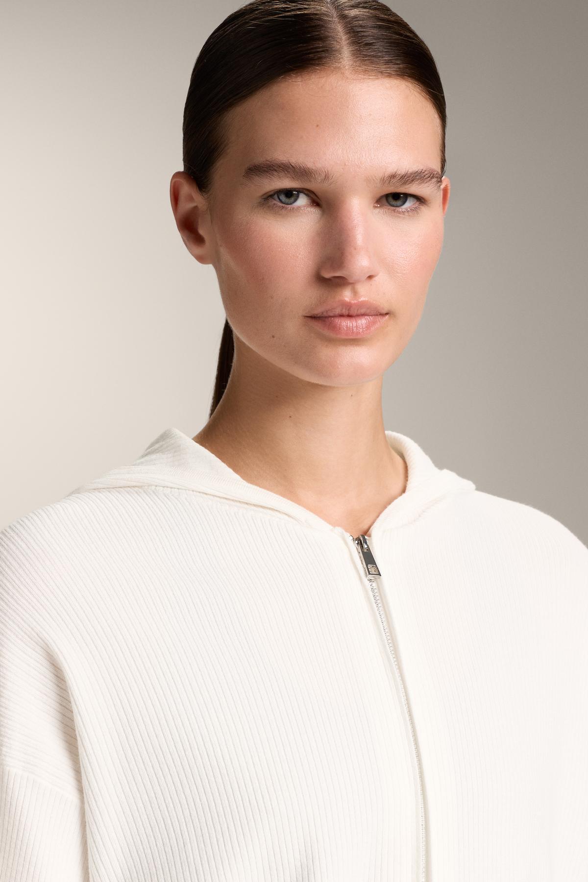 Oysho  Kapüşonlu örgü ceket - Görsel 3