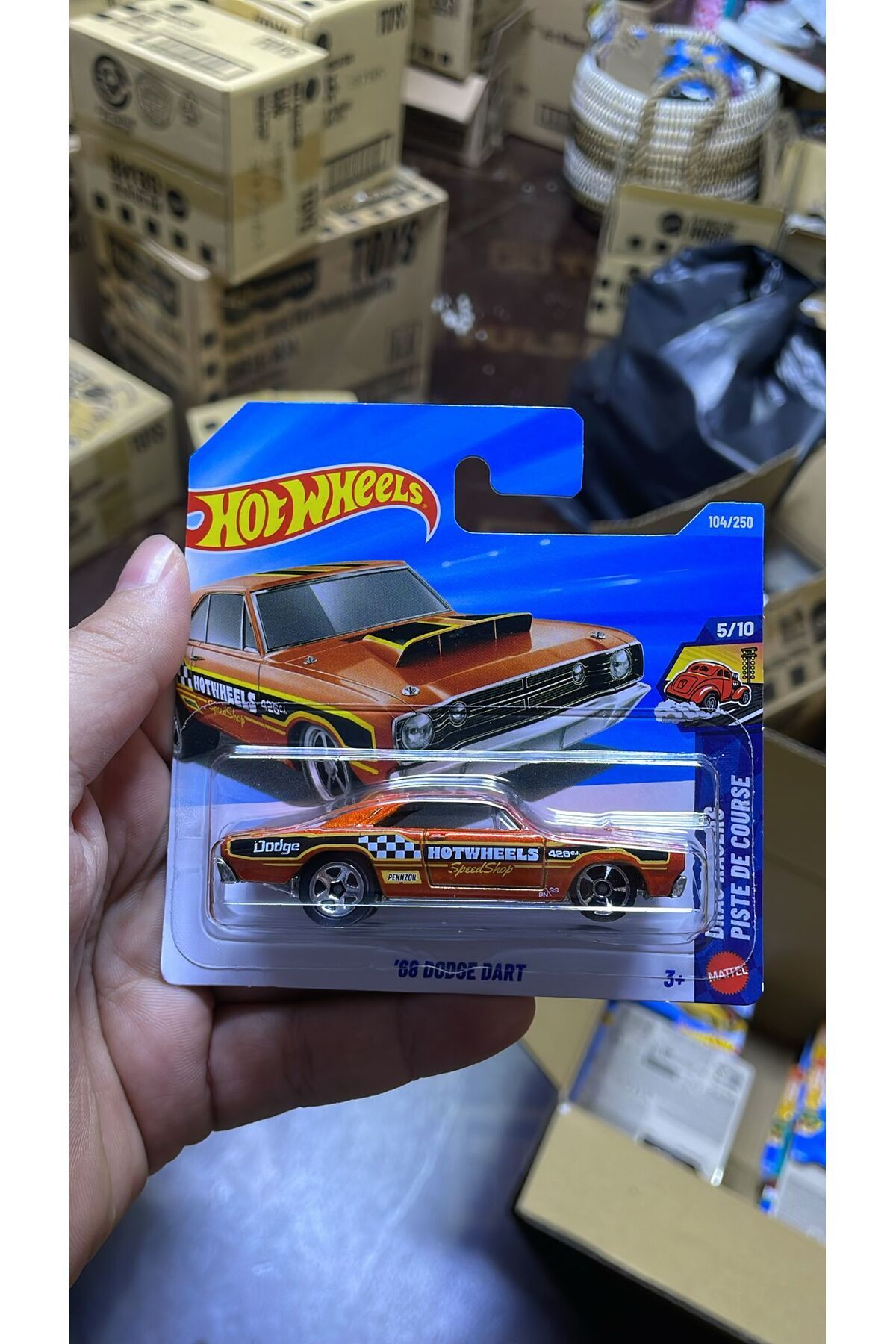 HOT WHEELS '68 Dodge Dart Muscle Car 1:64 Diecast Model Araba