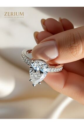 ZERİUM VIP Damla Model Kadın Yüzük | Gümüş Rengi Zirkon Işıltısı