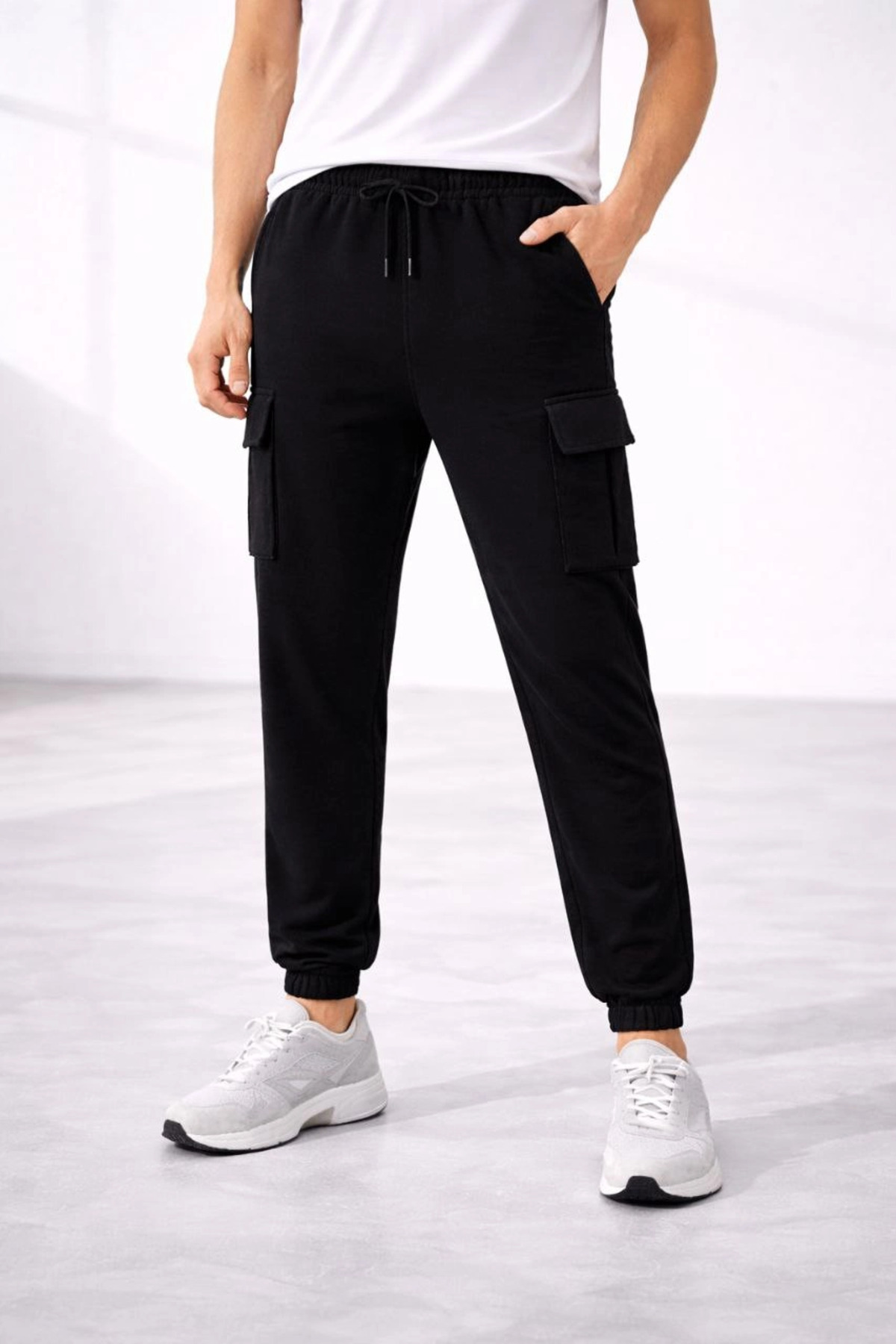 pilelistore Erkek Jogger Eşofman Altı Kargo Cepli Lastikli Paça Spor Pantolon - Siyah fotoğrafı 3 (önizleme)