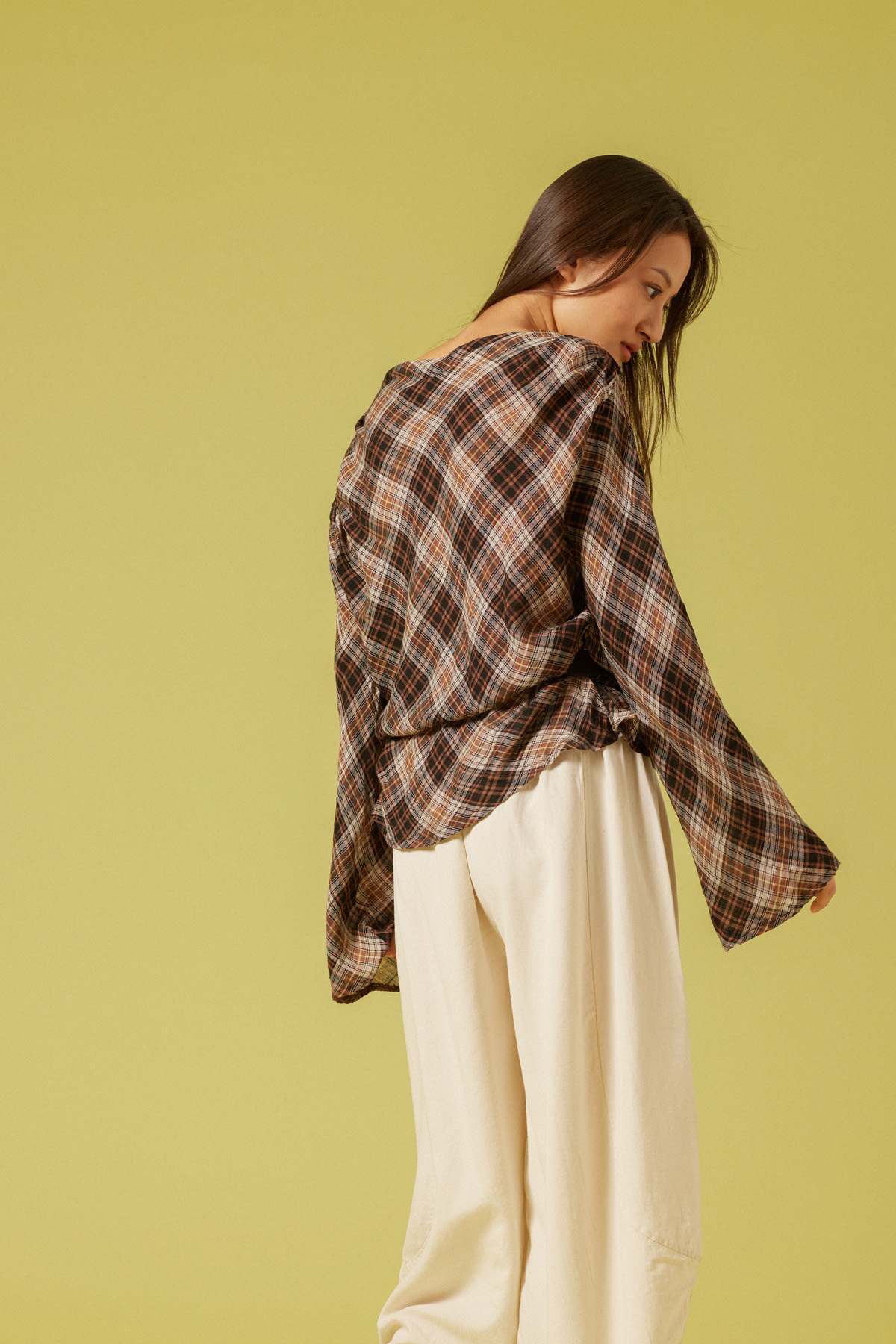 Nisan  PİLİLİ KARELİ BLUZ - Görsel 4