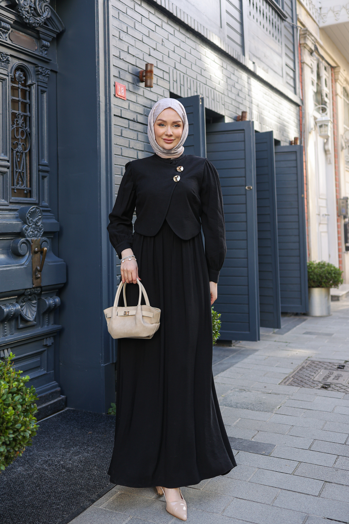 By Pommes Life Kadın Yelekli Düğme Detaylı Tencel Tesettür Elbise