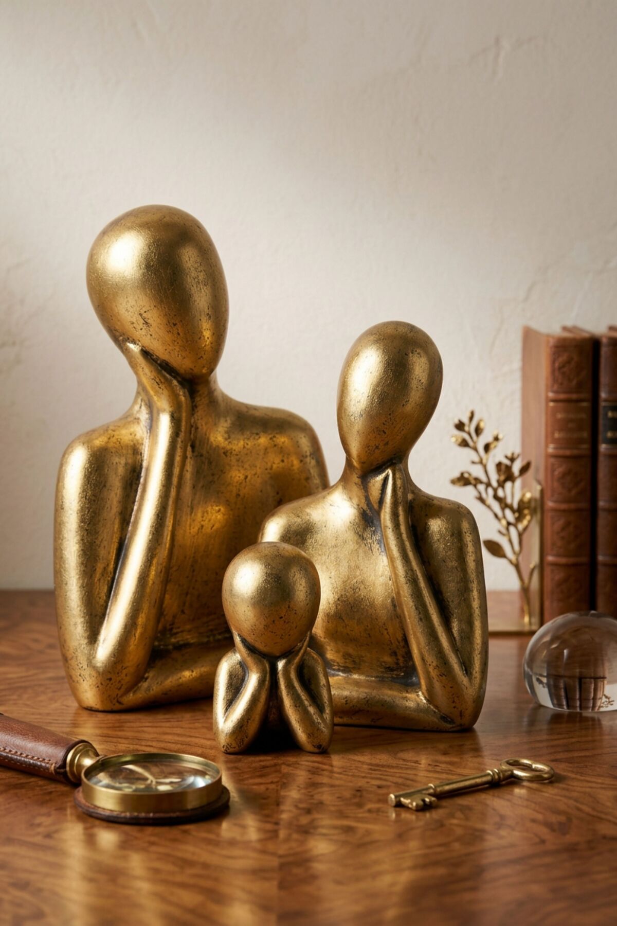 Trinket Sculpture Thinking Human Silhouette Sculpture Set Gold Antiquated Color Model 12