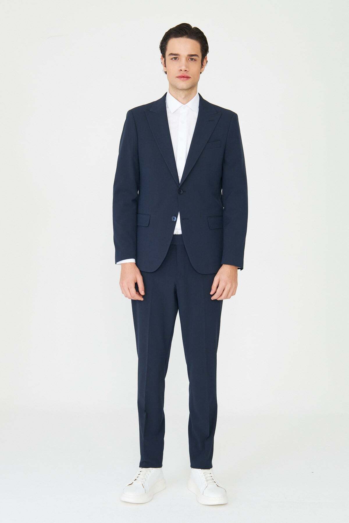 Lacivert Modern Slim Fit İnce Dokulu Kumaş Klasik Kesim Takım Elbise — سرمه‌ای WTK26K2612 — تصویر 2 از 7