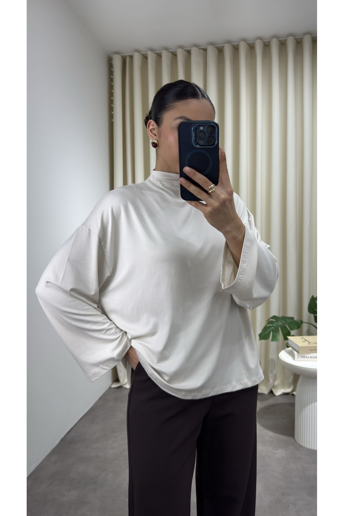 YOUR NAME Dik Yaka Oversize Dökümlü Bluz görsel 4