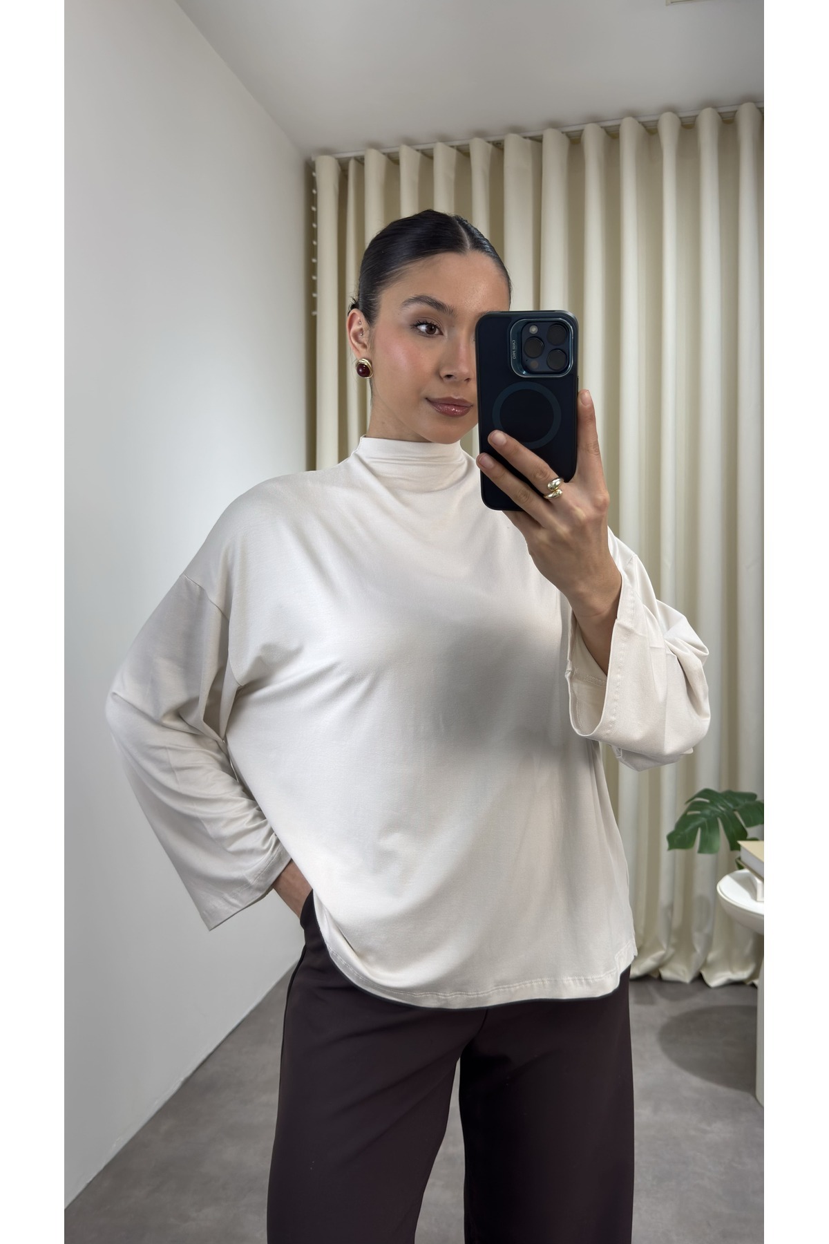 YOUR NAME Dik Yaka Oversize Dökümlü Bluz görsel 3