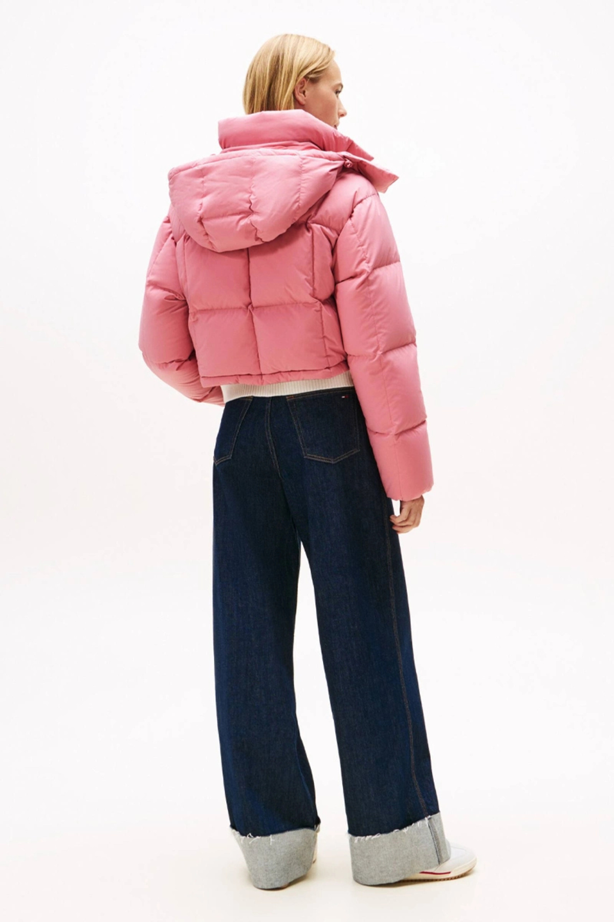 Tommy Hilfiger TJW Alaska Grid Kısa Kuş Tüyü Kadın Pembe Mont DW0DW21624THC görsel 3