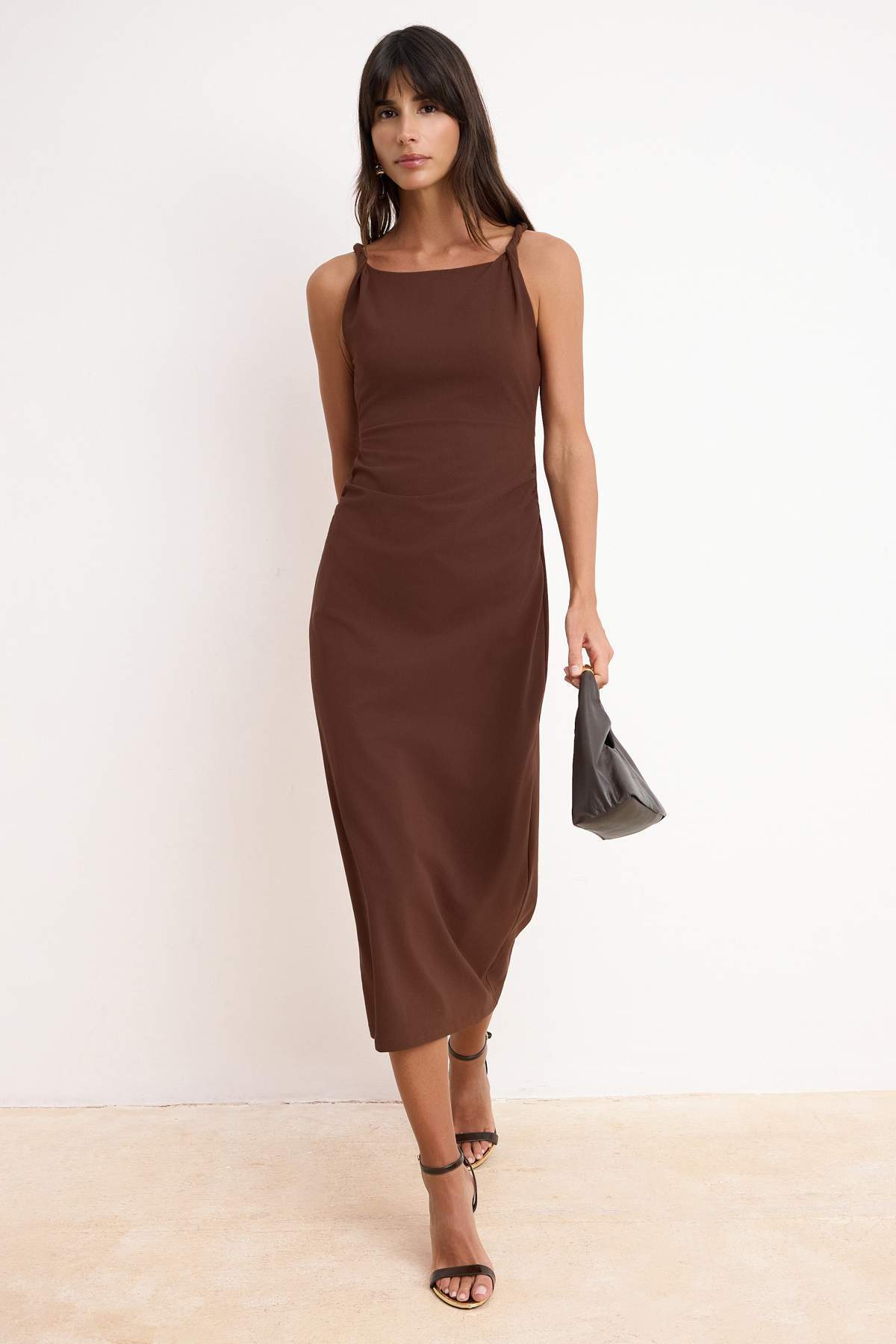 Trendyolmilla  Kahverengi Bodycon Kare Yaka Kolsuz Büzgülü Maxi Paper Touch Örme Elbise TWOSS26EL00155