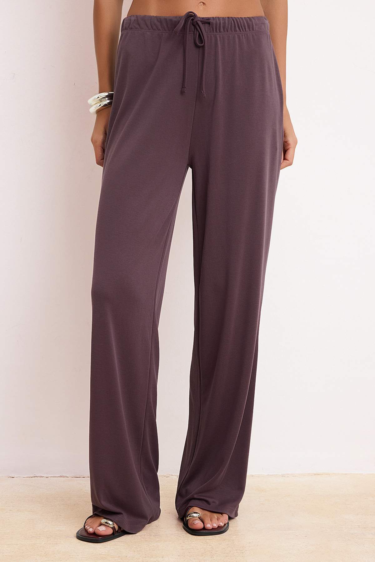 Trendyolmilla  More Sustaniable Mürdüm Yüksek Bel Geniş Paça Modal Esnek Örme Pantolon TWOSS26PL00067 - Görsel 3