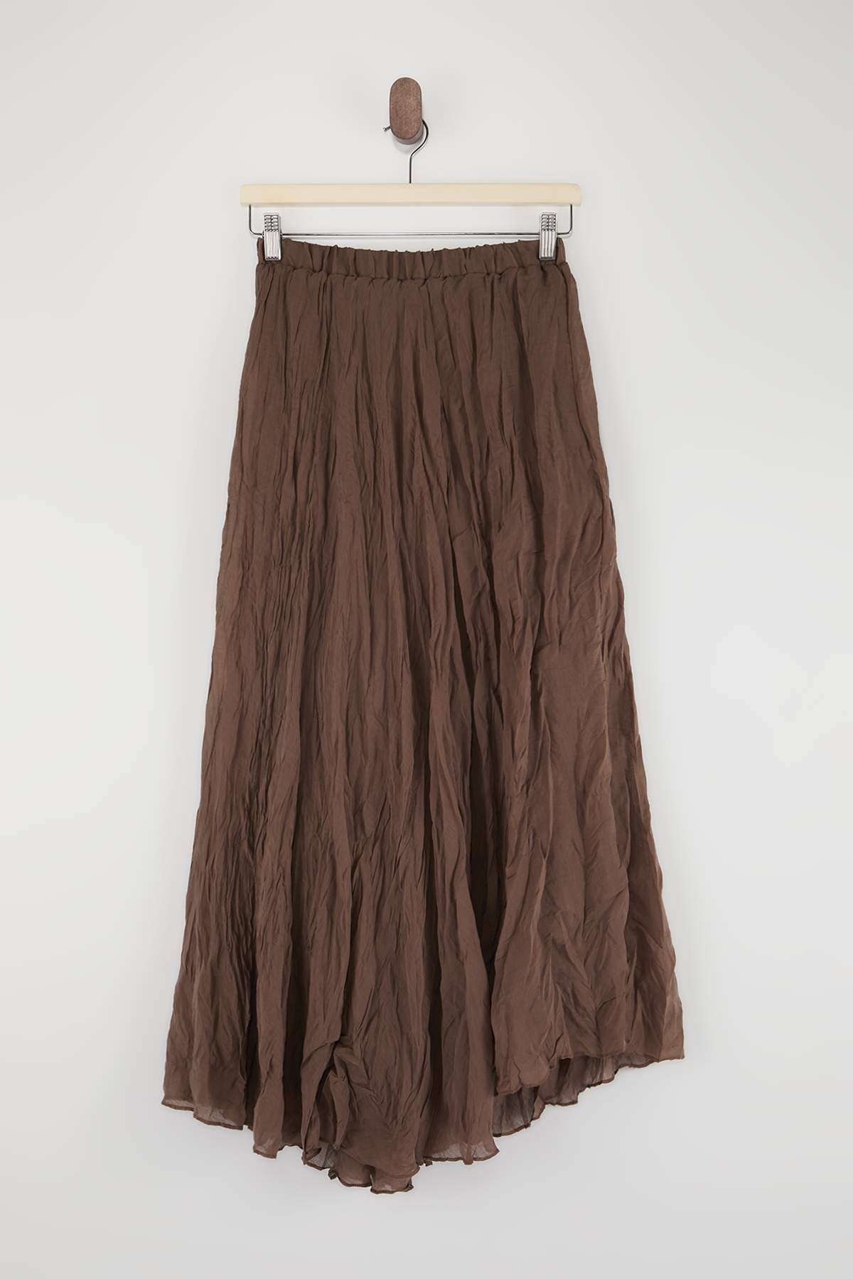Trendyolmilla  Kahverengi Buruşuk Astarlı Maxi Asimetrik Etek TWOSS26ET00160 - Görsel 6